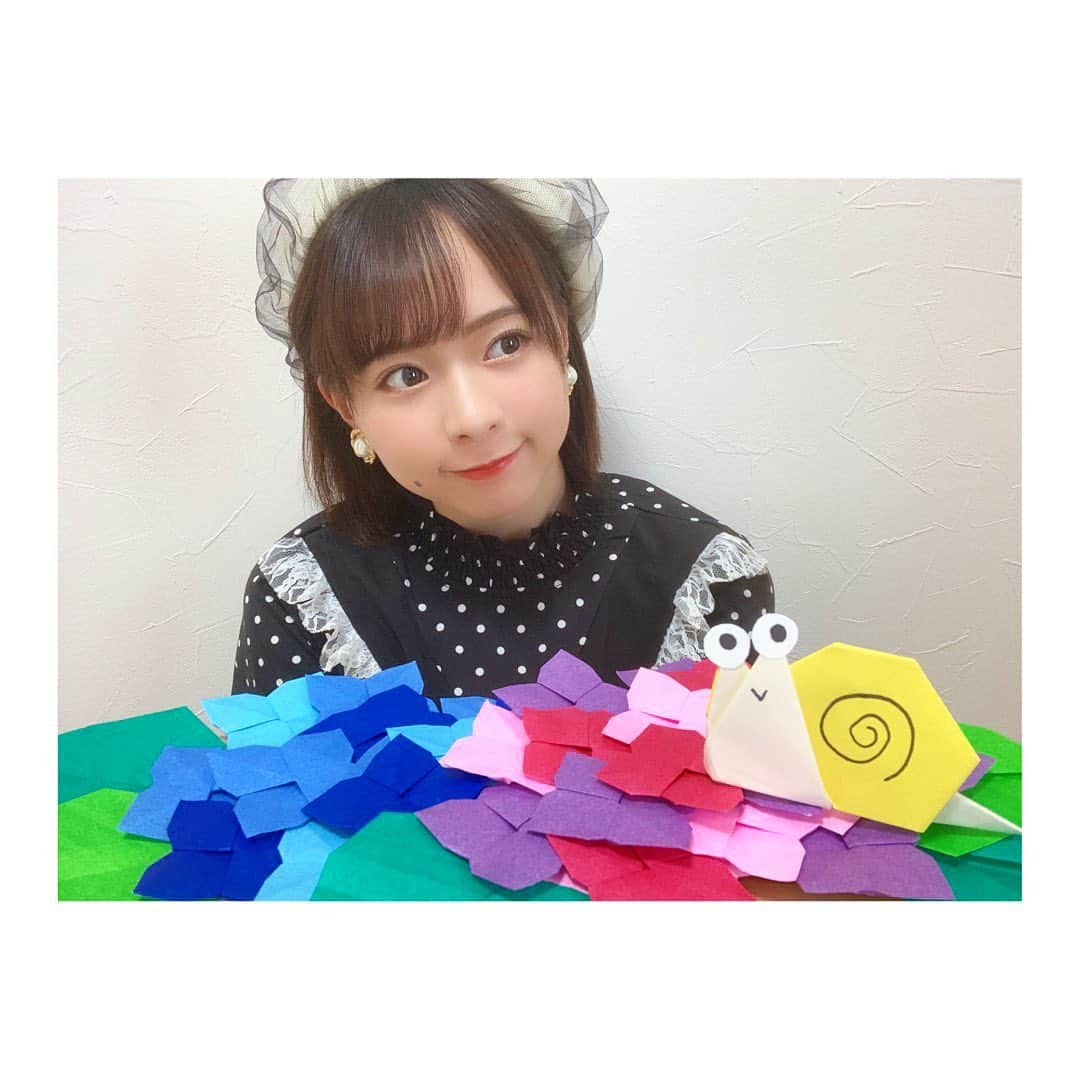 倉野尾成美さんのインスタグラム写真 - (倉野尾成美Instagram)「カタツムリの真似してるんです🐌 #でも苦手 #折り紙なら #可愛い #紫陽花 #可愛い」7月2日 22時04分 - noochan_1108