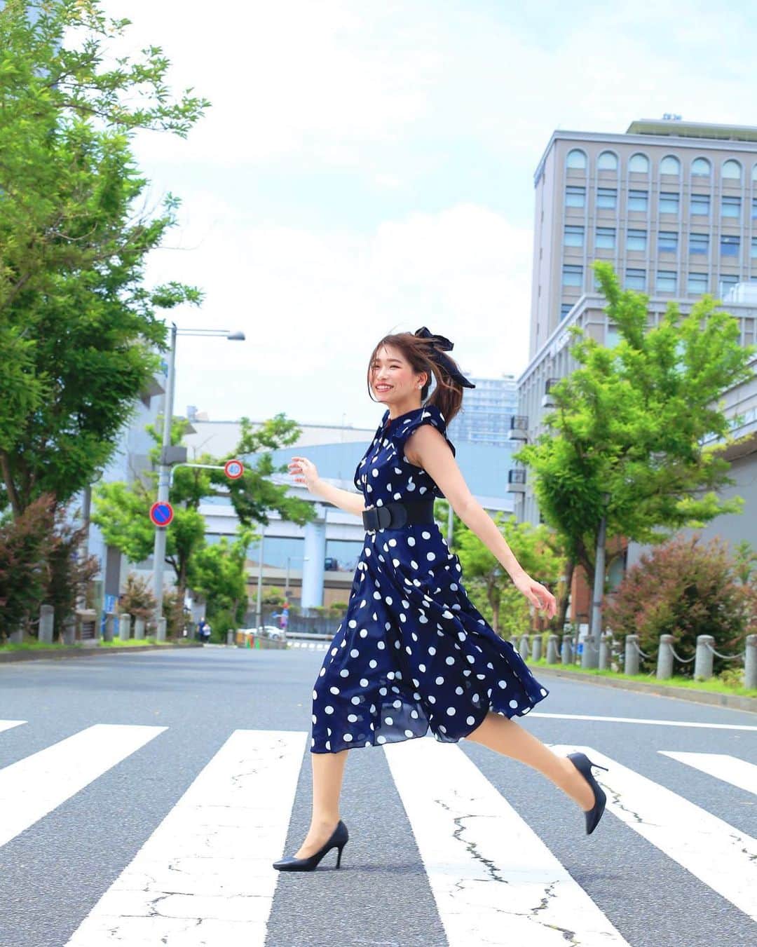 竹本ちえさんのインスタグラム写真 - (竹本ちえInstagram)「. ドラマ一気見、バンザイ🙌 うれし〜😳💕 ・ ・ ・⠀ ・⠀ ・⠀ ・ ⠀ ・⠀ #photo #photography ⠀ #portraitphotography #portrait #smile  #japan #tokyo #japanesegirl #me ⠀ #instagood #instafashion #instalike ⠀ #follow_me #💞#supergt #gridgirl ⠀ #スーパーgt #レースクイーン ⠀ #黒髪 #ヘアアレンジ #ロングヘア⠀ #ポニーテール #ワンピース #ポートレート #撮影会 #今日の一枚」7月2日 22時08分 - takemoto_rq24