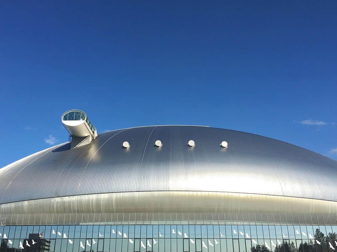 福田太郎さんのインスタグラム写真 - (福田太郎Instagram)「㊗️ ホーム初勝利は、劇的サヨナラ🏟 まるで未来のファイターズを見たような 若手選手たちの大活躍、すごかったー😆 明日のイチモニ！新コーナーFティバル！ お祭り騒ぎでお届けします！！！わっしょい🔥 ⠀ #ファイターズ #ホーム初勝利 #おめでとう #野村佑希 選手 #ヒーロー #プロ初ホームラン #清宮幸太郎 選手 #今季初ホームラン #未来のファイターズ の柱になる２人！ #lovefighters #100baseball #羽撃く  ⠀ そうそう、昨日のBS朝日の野球中継🎤 #札幌ドーム 今季初 #ヒーローインタビュー ありがとうございました！#石川柊太 投手 #ペンライト #イチモニ！#Fティバル #アナウンサー #福田太郎」7月2日 22時28分 - htb_tarofukuda