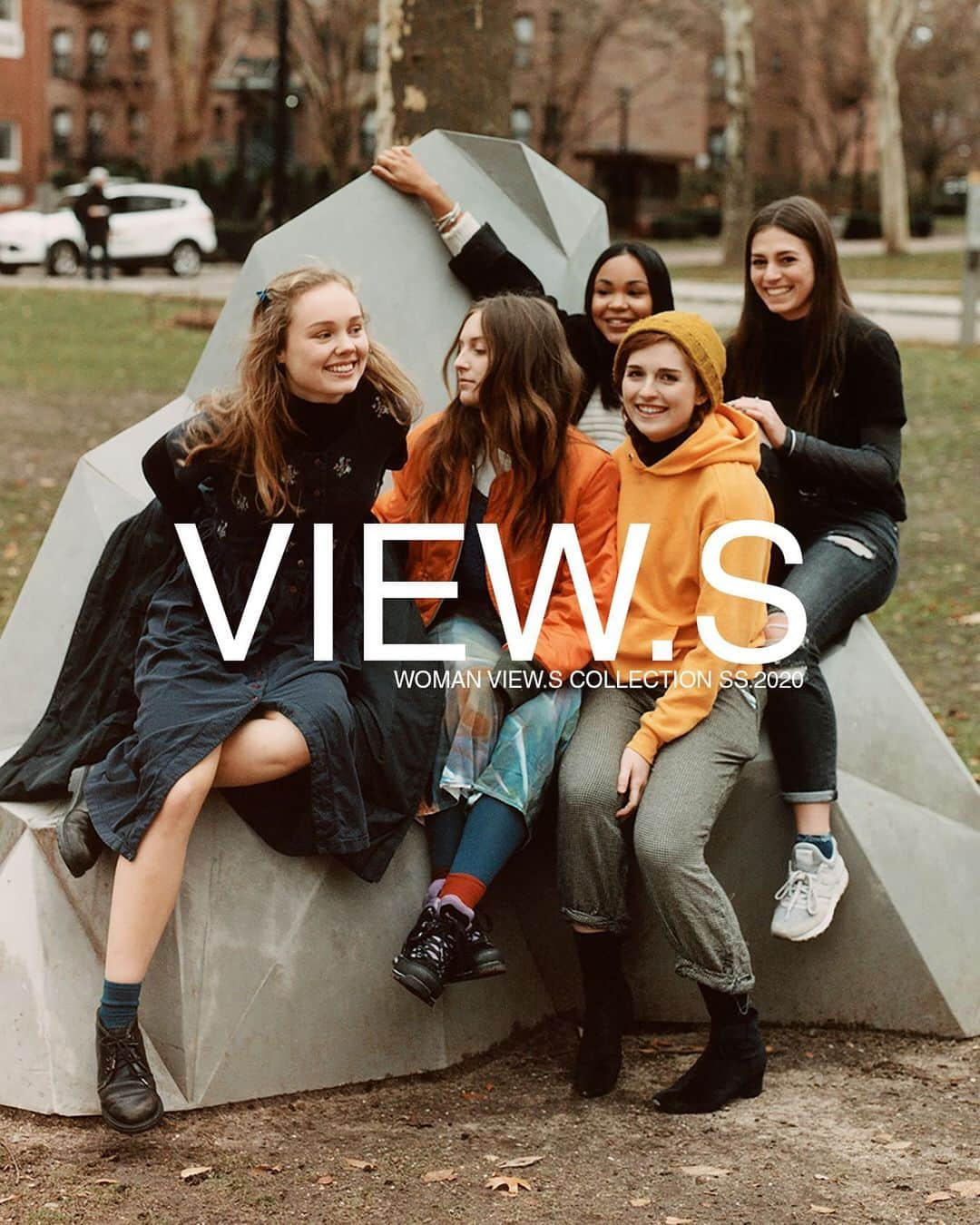 ZARAさんのインスタグラム写真 - (ZARAInstagram)「VIEW.S is a collaborative project between leading art and design schools and Zara. Five Pratt Fashion design students: Juliana Gogol, Allison Piccininni, Emily Stearn, Noelanie Ramos and Fiona Jungmann; have come together, as a team, to design and develop a capsule collection #zaraviews #zarawoman」7月2日 22時30分 - zara