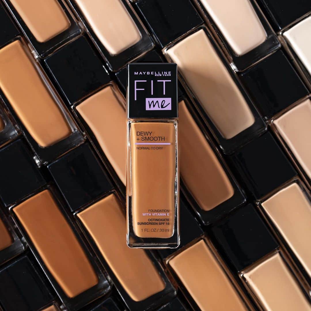 Maybelline New Yorkさんのインスタグラム写真 - (Maybelline New YorkInstagram)「Your perfect summer foundation!😍☀️Our ‘Dewy & Smooth’ #fitmefoundation keeps your skin looking hydrated and flawless all day long. Comment your shade below!」7月2日 22時45分 - maybelline