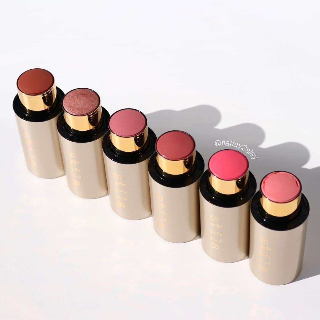 Stila Cosmeticsさんのインスタグラム写真 - (Stila CosmeticsInstagram)「We love a good multitasker!  Inspired by our #OG Convertible Color Lip and Cheek cream compacts (forever a staple!), now welcoming Complete Harmony cream sticks to the fam!  Creamy and lightweight, comfortable for lips and cheeks, now with sheerer, buildable colors in a stick, perfect for your on-the-go #glow. 🌟🌟🌟 📸 : @flatlay2slay  Shop link in bio.  #completeharmony #lipandcheek #convertiblecolor #creamblush #new」7月2日 22時59分 - stilacosmetics