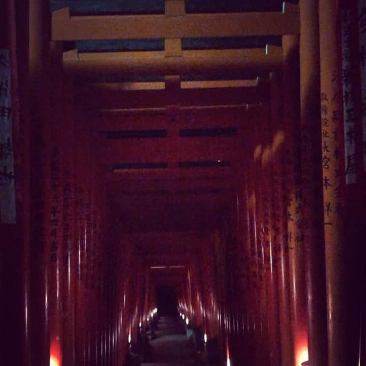 片岡愛一朗のインスタグラム：「#nighttemple #akasaka#tokyo#aiichirou#」