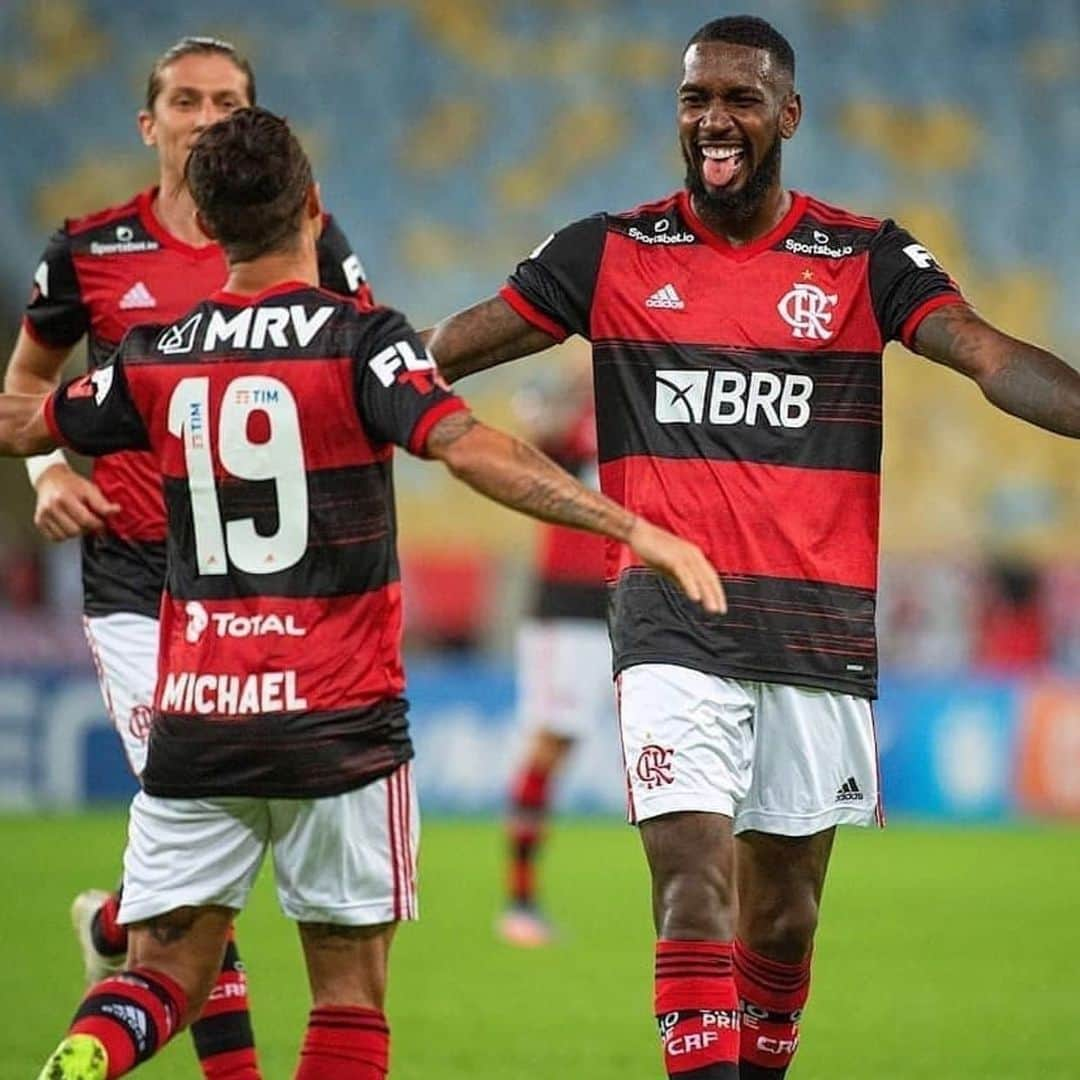 フィリペ・ルイスさんのインスタグラム写真 - (フィリペ・ルイスInstagram)「❤️🖤  @flamengo  @alexandrevidalfotografo」7月2日 23時50分 - filipeluis