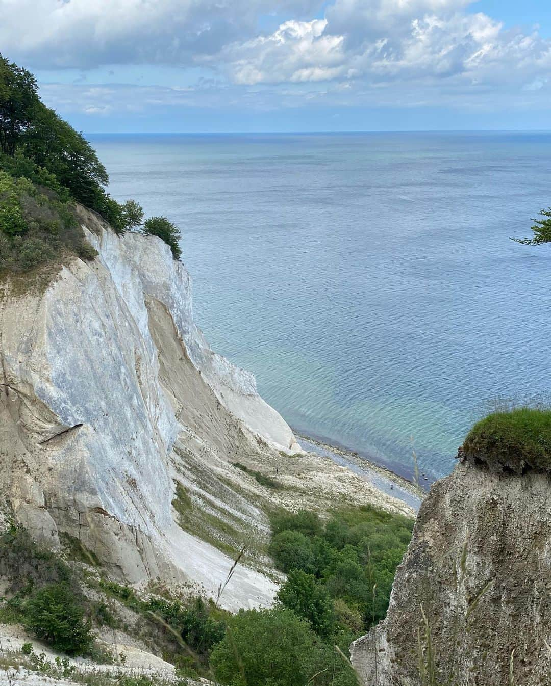 ペルニール・ブルームさんのインスタグラム写真 - (ペルニール・ブルームInstagram)「One of the most beautiful places in Denmark. Happy to have spent the day here with my love 🤍」7月3日 0時13分 - pernilleblume