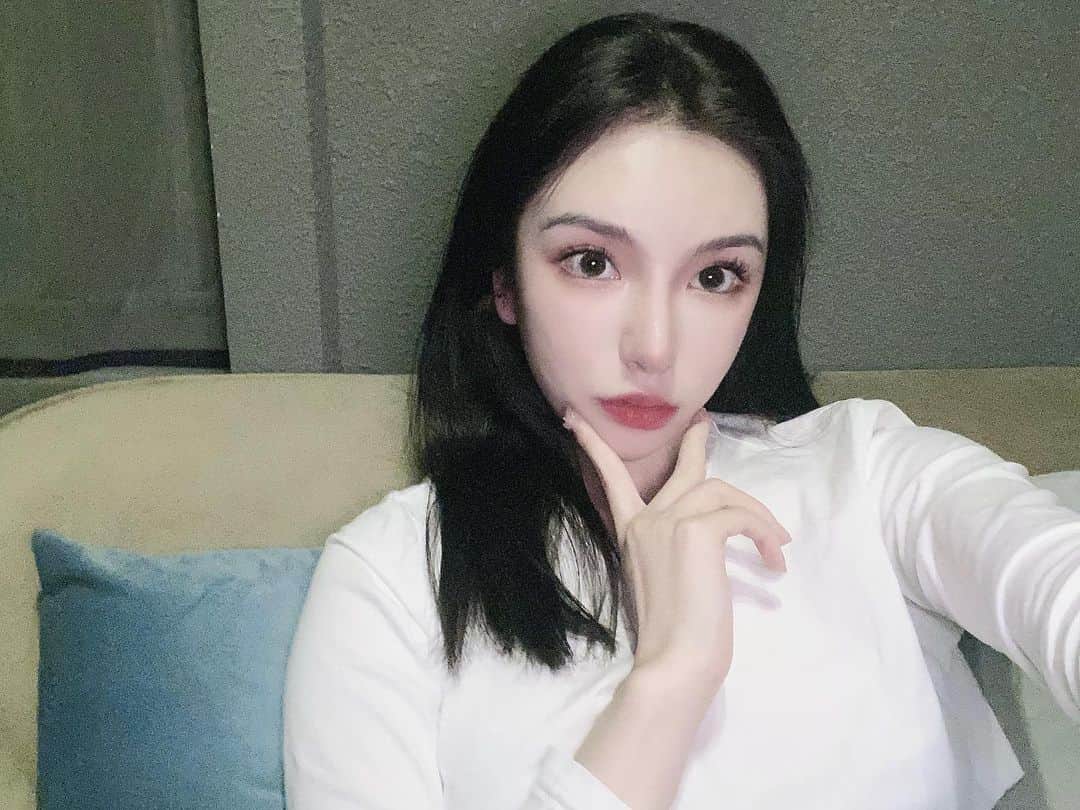 Keii Sonのインスタグラム：「nite」