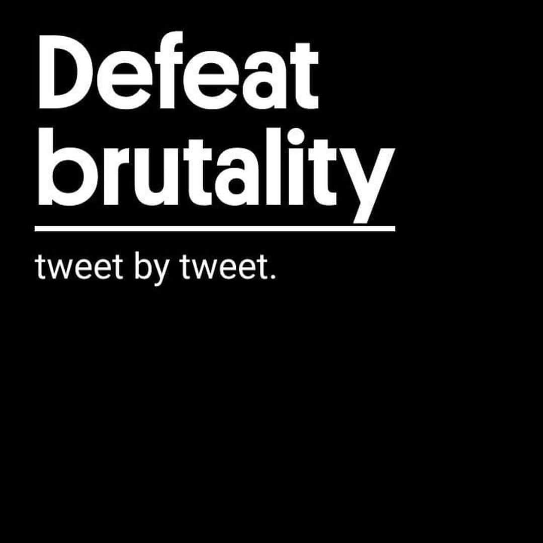 ソフィア・ブッシュさんのインスタグラム写真 - (ソフィア・ブッシュInstagram)「If you’re fed up, join me and @defeatbytweet. How does it work? Well. Every time Trump tweets, they donate to swing state organizers working to ensure he doesn't get reelected. If you sign up, you’ll donate anywhere from a penny to a few pennies every time he tweets nonsense. You can cap it at a few dollars a month, a few cents, a few hundred! Truly, whatever you’re able to commit, it’ll matter! With millions of us joining #defeatbytweet, we can make a big impact. • I believe we are ready to defeat this despot, because I’d wager that none of us is dumb enough to believe that the Commander In Chief of the United States Military WASN’T briefed on bounties being placed on American soldiers. Especially since our intelligence agencies also briefed the British military. He can call this a hoax, just like he did with the coronavirus which has killed >125,000 Americans; he can say he didn’t read his briefings, just like he can say “I’ve never met that person” about multiple people he’s been photographed meeting with, dining with, and attending questionable parties with underage women with, but we aren’t going to buy it. No matter what nonsense he tweets, and what lies he tells, we can UNITE to #VoteHimOut.」7月3日 3時05分 - sophiabush