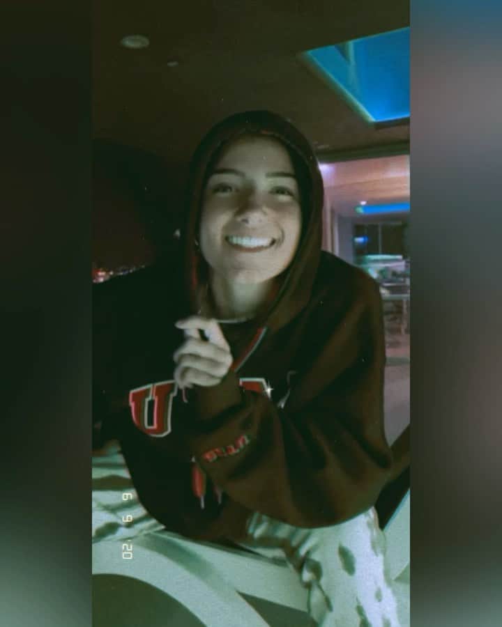 のインスタグラム：「/ COMMENT “❤️” IF YOU WATCH MY SNAP STORIES • username: eslava ☁️🦋✨」