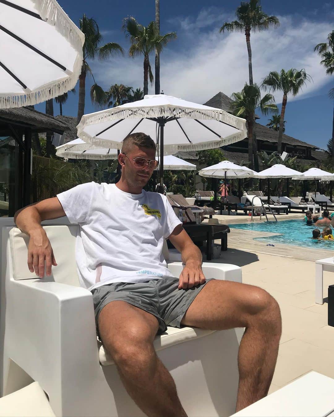 のインスタグラム：「Un poco relajación 🏝☀️⛰」
