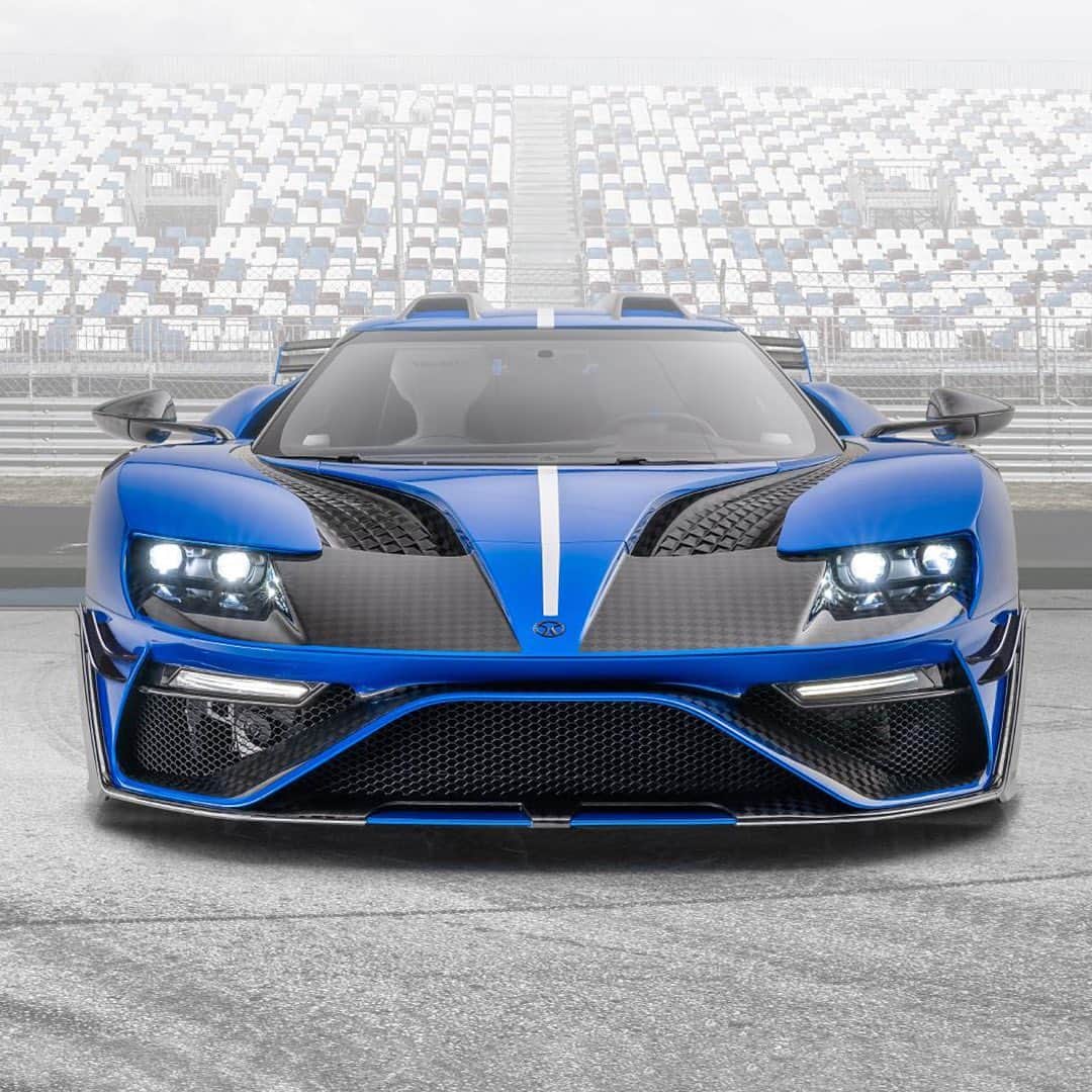 HYPEBEASTさんのインスタグラム写真 - (HYPEBEASTInstagram)「@hypebeastcarclub: German automotive tuner @mansory has unveiled the Le MANSORY @ford GT giving the car a complete vehicle transformation inside and out. On the outside, there’s a full carbon fiber widebody kit in a unique shade of “Bleurion Race". Inside, the engine remains as Ford’s 3.5-liter twin-turbocharged V6, but power has been upped to 700 BHP — delivering a new top speed of around 220 MPH. Only three of these custom Ford GTs will be built.⁠⠀ Photo: Mansory」7月3日 3時32分 - hypebeast