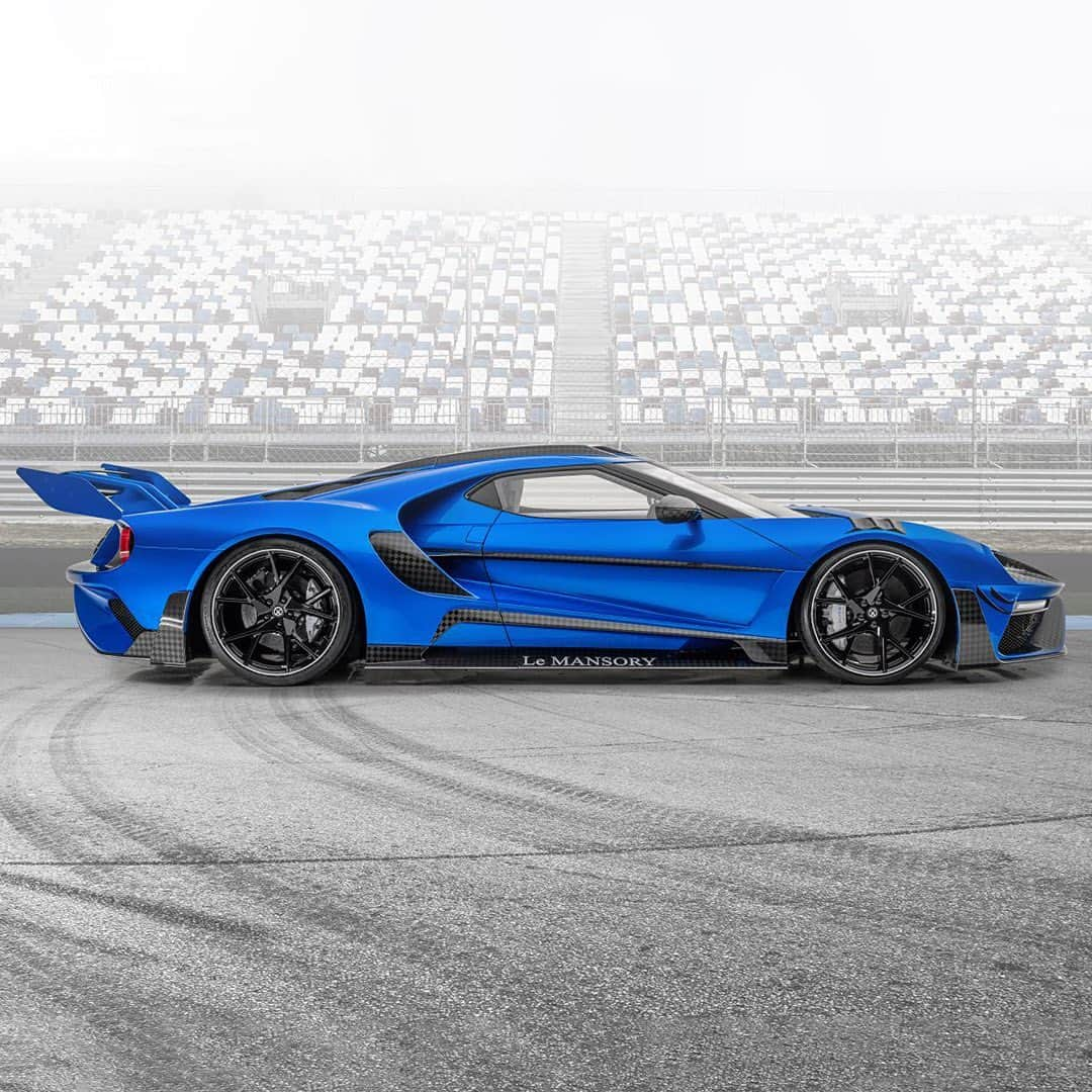 HYPEBEASTさんのインスタグラム写真 - (HYPEBEASTInstagram)「@hypebeastcarclub: German automotive tuner @mansory has unveiled the Le MANSORY @ford GT giving the car a complete vehicle transformation inside and out. On the outside, there’s a full carbon fiber widebody kit in a unique shade of “Bleurion Race". Inside, the engine remains as Ford’s 3.5-liter twin-turbocharged V6, but power has been upped to 700 BHP — delivering a new top speed of around 220 MPH. Only three of these custom Ford GTs will be built.⁠⠀ Photo: Mansory」7月3日 3時32分 - hypebeast