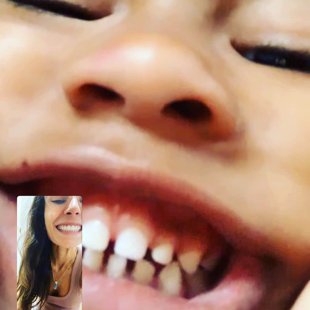 ジョーダナ・ブリュースターさんのインスタグラム写真 - (ジョーダナ・ブリュースターInstagram)「FaceTiming with my boo this morning #LADavis @bellabrewster」7月3日 4時42分 - jordanabrewster