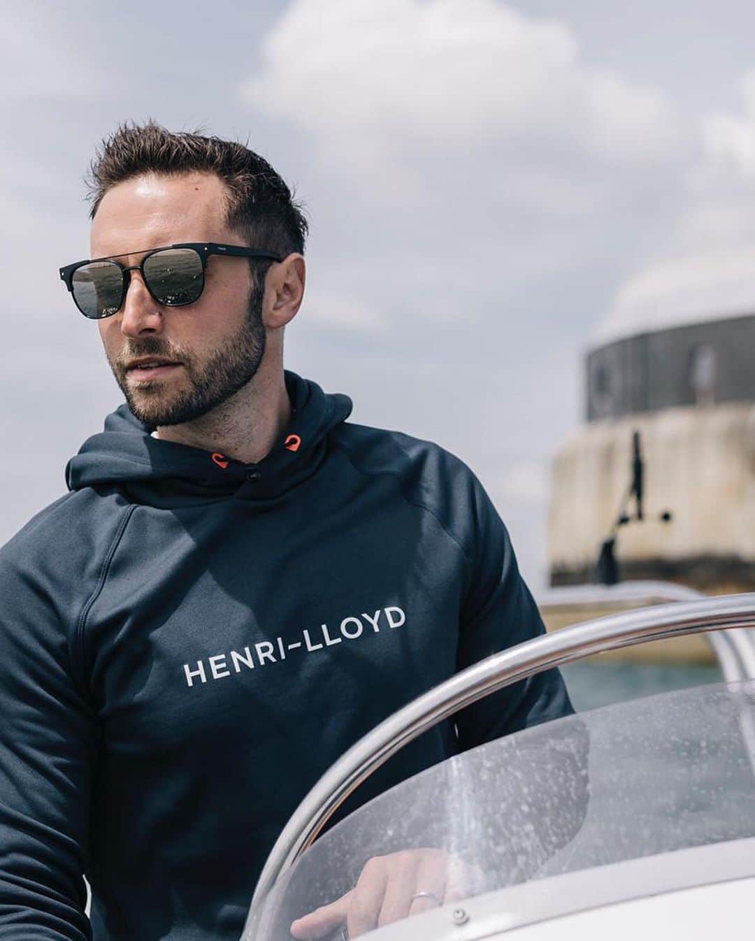 モンス・セルメルローさんのインスタグラム写真 - (モンス・セルメルローInstagram)「Ever since I was a child I’ve loved Henri Lloyd. Even though I never became a professional sailor, I still try to dress like one. Proud to be a part of the relaunch of the brand. Use MansHL25 for 25% discount at Henrilloyd.com. @henrilloyd63」7月3日 4時57分 - manszelmerlow