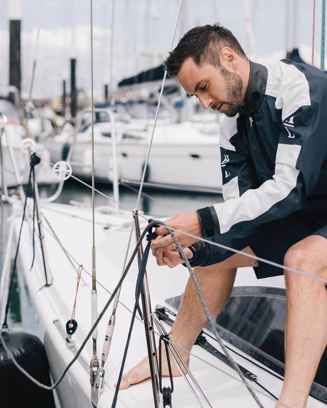 モンス・セルメルローさんのインスタグラム写真 - (モンス・セルメルローInstagram)「Ever since I was a child I’ve loved Henri Lloyd. Even though I never became a professional sailor, I still try to dress like one. Proud to be a part of the relaunch of the brand. Use MansHL25 for 25% discount at Henrilloyd.com. @henrilloyd63」7月3日 4時57分 - manszelmerlow
