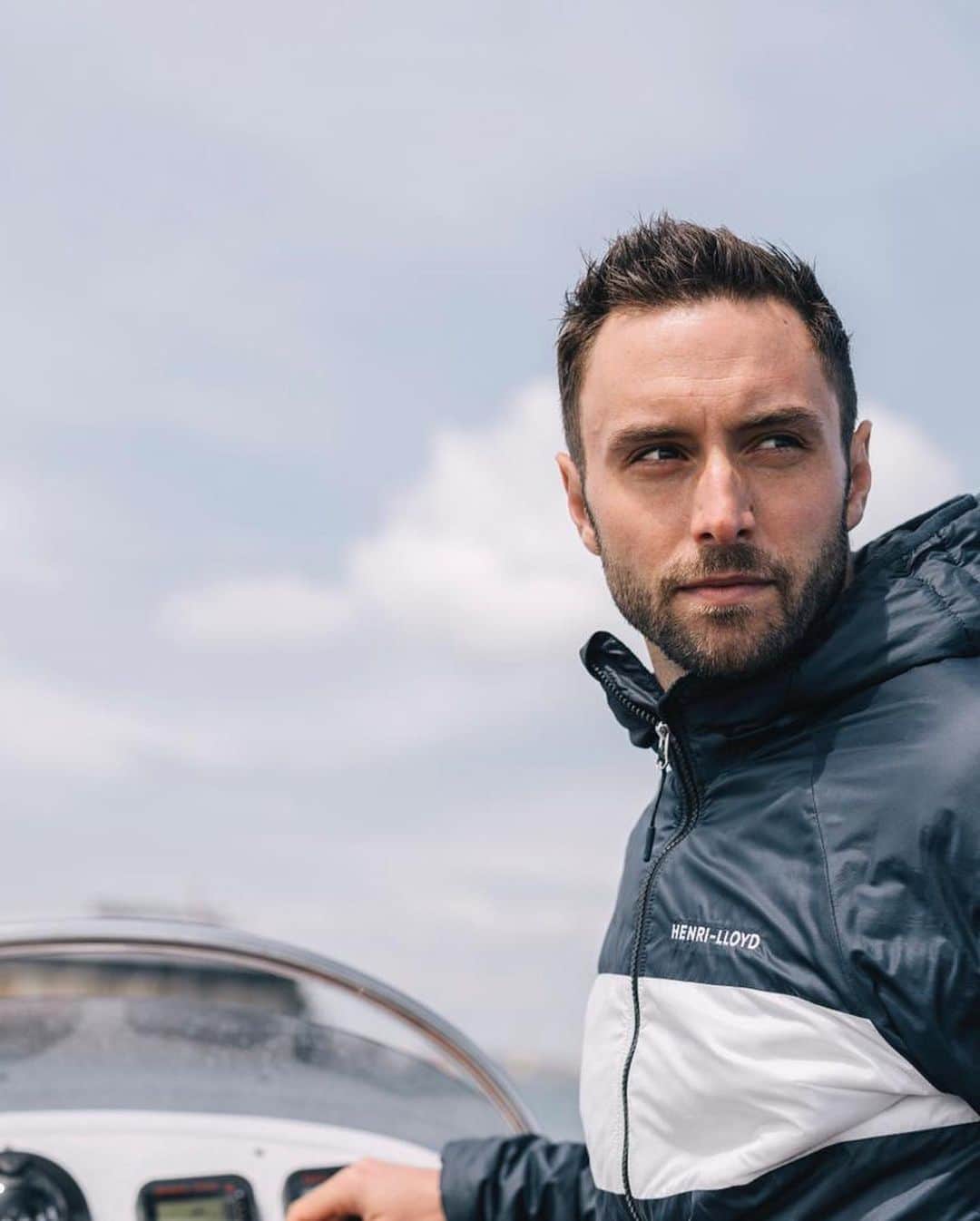 モンス・セルメルローさんのインスタグラム写真 - (モンス・セルメルローInstagram)「Ever since I was a child I’ve loved Henri Lloyd. Even though I never became a professional sailor, I still try to dress like one. Proud to be a part of the relaunch of the brand. Use MansHL25 for 25% discount at Henrilloyd.com. @henrilloyd63」7月3日 4時57分 - manszelmerlow