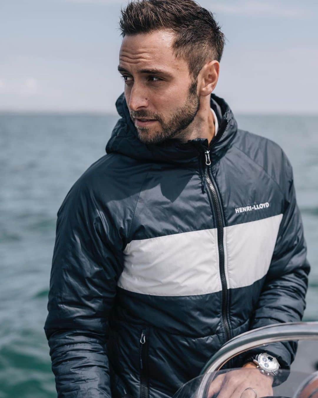 モンス・セルメルローさんのインスタグラム写真 - (モンス・セルメルローInstagram)「Ever since I was a child I’ve loved Henri Lloyd. Even though I never became a professional sailor, I still try to dress like one. Proud to be a part of the relaunch of the brand. Use MansHL25 for 25% discount at Henrilloyd.com. @henrilloyd63」7月3日 4時57分 - manszelmerlow