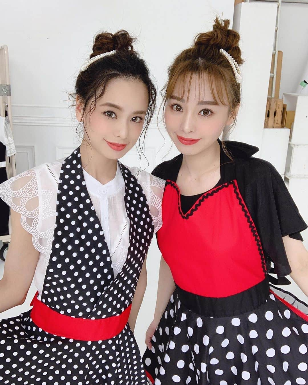 TANAKA SAKi 田中紗貴さんのインスタグラム写真 - (TANAKA SAKi 田中紗貴Instagram)「⋆﻿ なーせちゃん @nanase_kubo と﻿ かわいいエプロン着て組み撮り👭🏻♥️﻿ ﻿ 👗 @dress_tika  ﻿ ﻿ ﻿ ﻿ #撮影#tika #エプロン﻿ #男の子ママ#ママガール #ママモデル﻿ #モデル#田中紗貴」7月3日 16時04分 - sakiwo.523