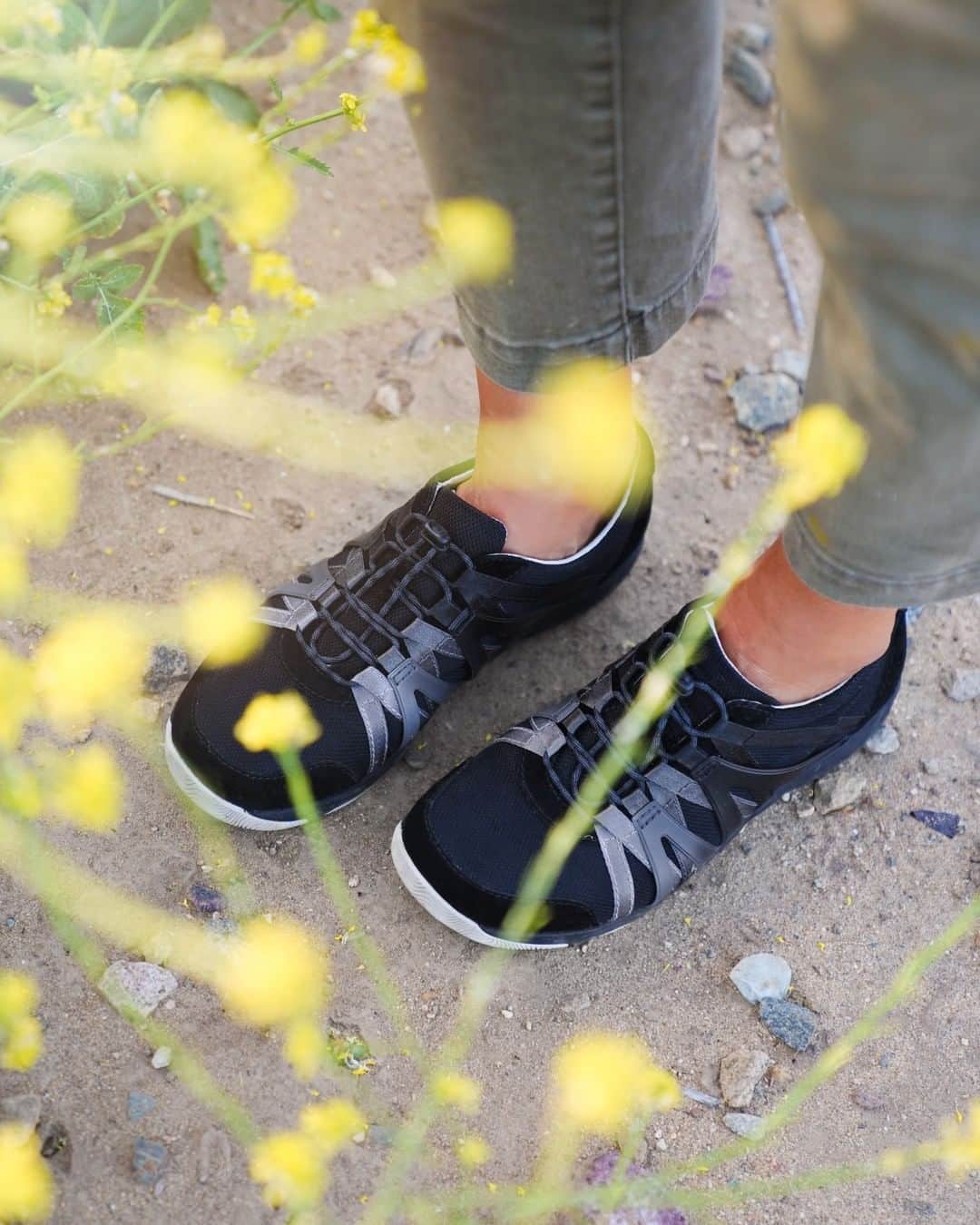 ダンスコのインスタグラム：「Classic comfort for the outdoors.」