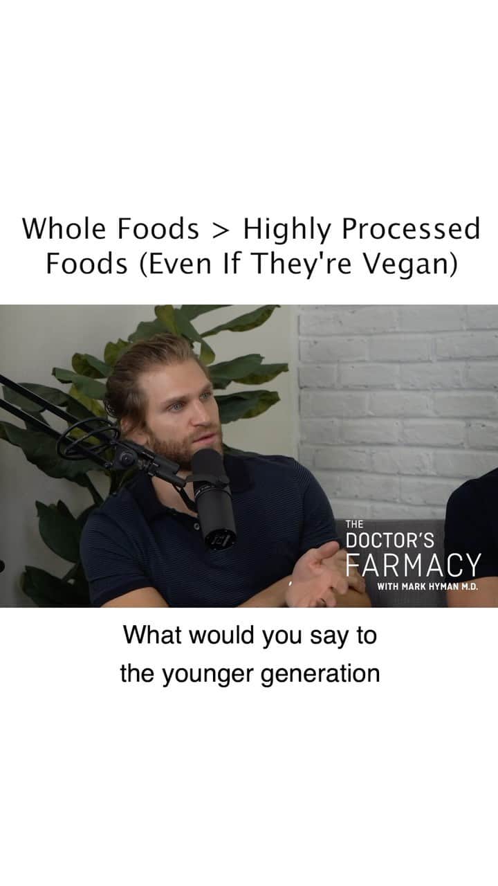 キーガン・アレンのインスタグラム：「I join @drmarkhyman along with @tom.hopperhops on The Doctor’s Farmacy to discuss my struggle with sugar and talk about overcoming my sugar addiction to discover my most vibrant health. Listen here: https://apple.co/2LfTNwL」
