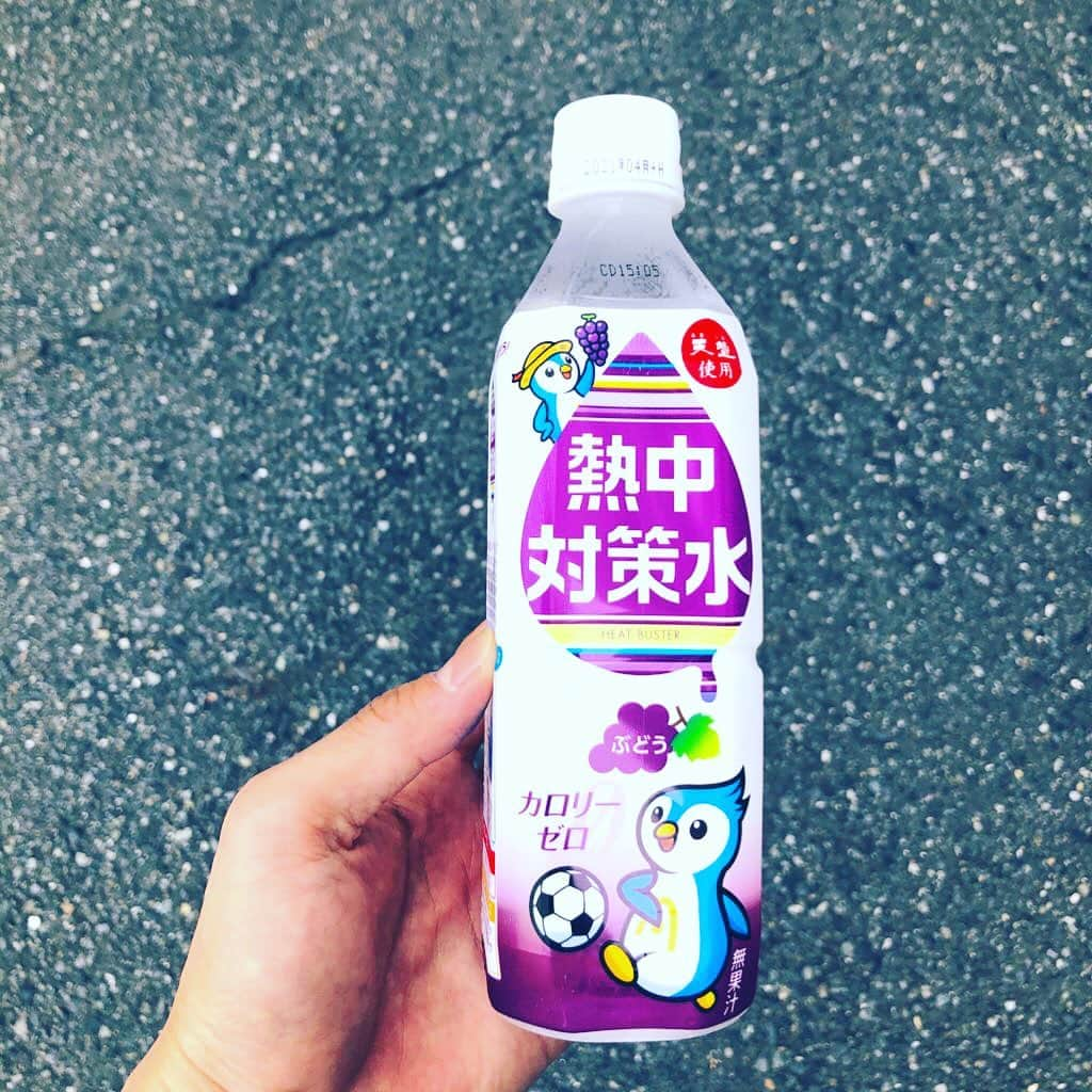 川坂勇太さんのインスタグラム写真 - (川坂勇太Instagram)「今日のラジオ日本「ハロー！アイレディオ」の暑さ予報のお供はスポンサーになって下さっている赤穂化成の熱中症対策水でした👍 @ako_kasei  #えーっと自腹です #赤穂化成 #熱中対策水」7月3日 10時57分 - yutakawasaka