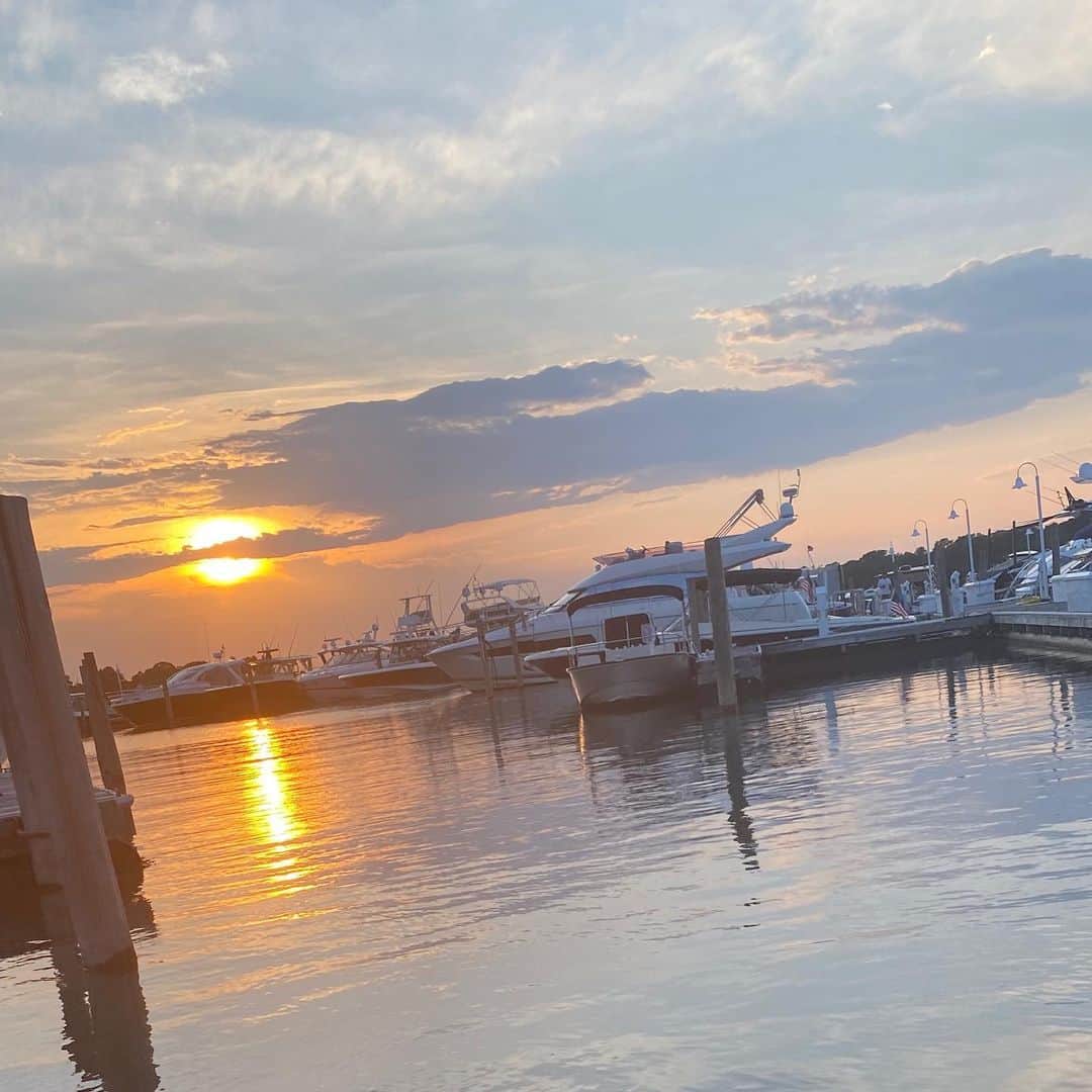 ボビー・ブラウンのインスタグラム：「The moment you go ahhhh. #sagharbor」