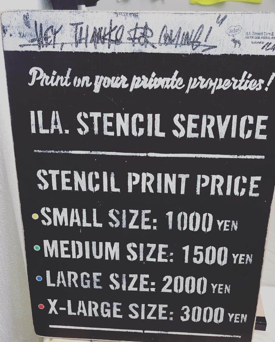 橋本塁さんのインスタグラム写真 - (橋本塁Instagram)「【サウシュー写真展仙台4日目オープン！】 今日は金曜日なので21時まで1095間（トクコマ) (青葉区本町2-5-20 青葉ビル１F)でお待ちしております！コロナ対策万全でお待ちしてるんでライブ行けないフラストレーションをライブ写真で発散して頂ければ！全日程僕は居ます！17時からはila守矢さんのステンシルサービス！ #サウシュー #stingray  #仙台 #仙台写真展 #荒吐 #arabakirockfest #ila #ilastencilservice  #守矢努   #oneokrock  #ストレイテナー #nothingscarvedinstone  #androp #thebackhorn #9mmparabellumbullet #thepillows #lowiq01 #hawaiian6  #thebawdies #ren  #fomare #soundshooter #サウシュー #写真展 #photoexhibition #livephoto #landscapephotography」7月3日 11時26分 - ruihashimoto