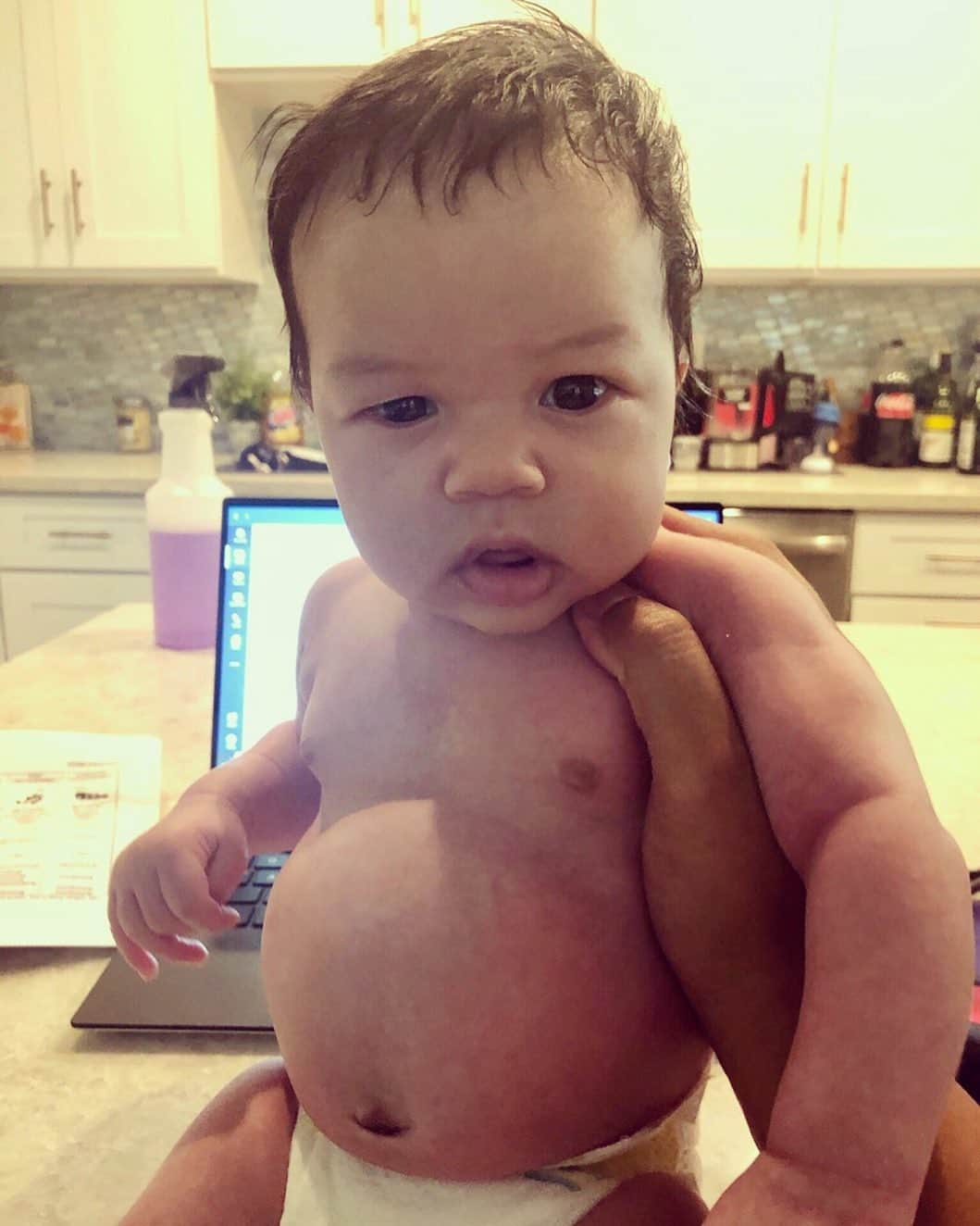 ディジョン・タルトンのインスタグラム：「Look at Mr. Chubbs. My little pumpkin is already the cool kid on the block. Lol #coolestbabynephew」