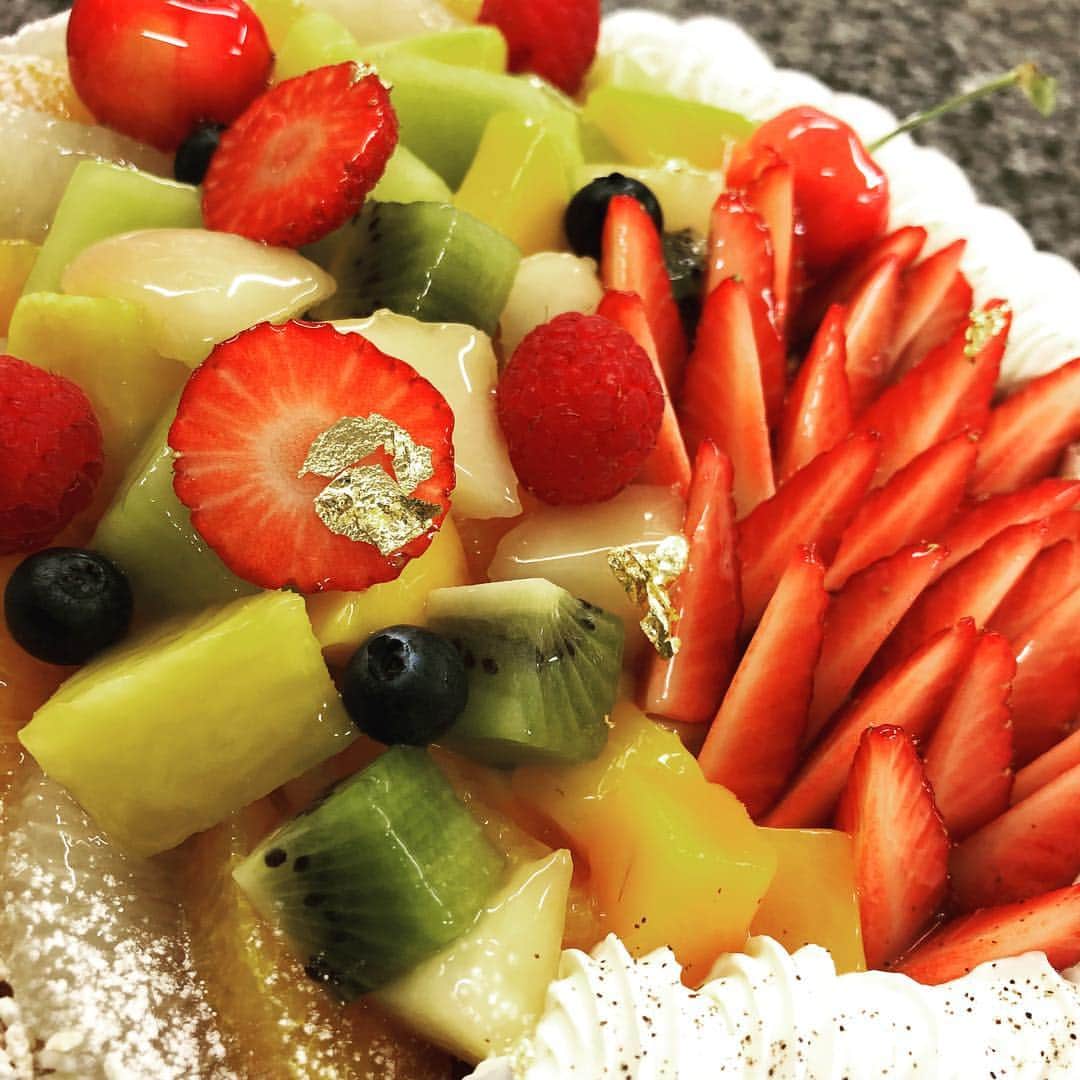 オテル・ドゥ・ミクニ(ウェディング)公式のグルメインスタ