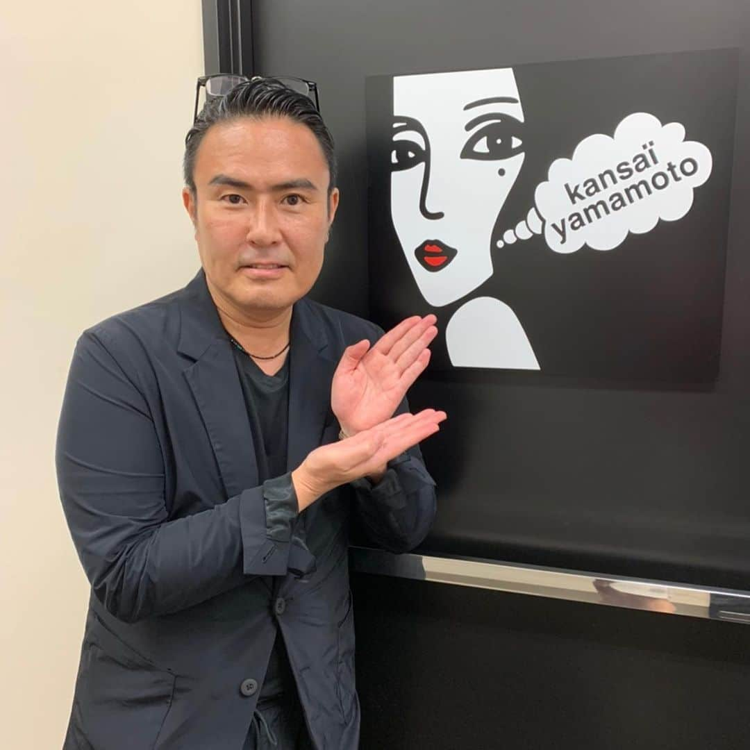 山本寛斎のインスタグラム