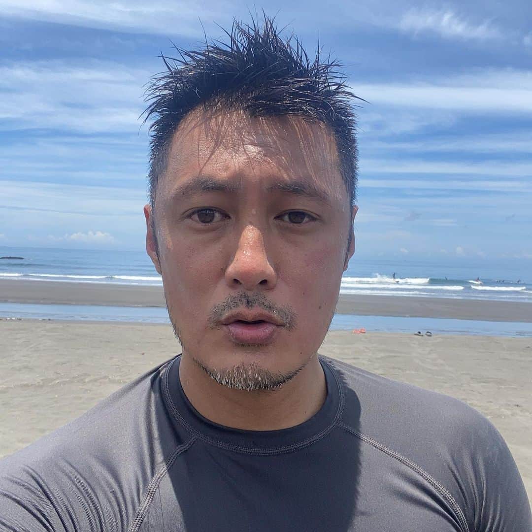 余文樂のインスタグラム：「小小浪」