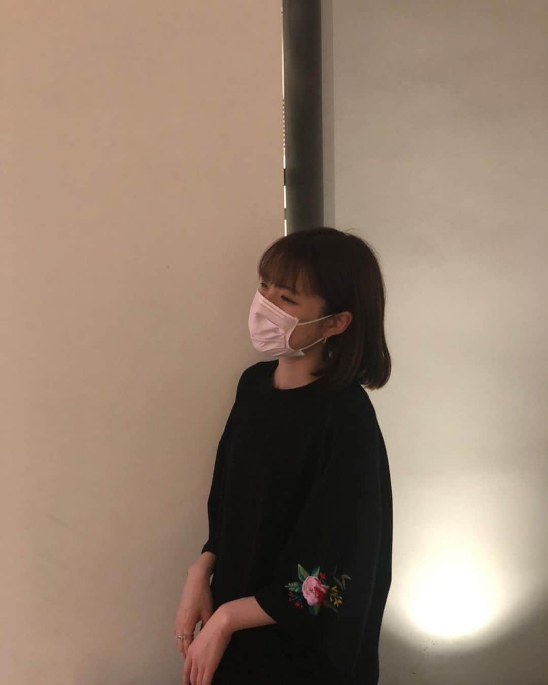 Leeのインスタグラム：「前髪😂」