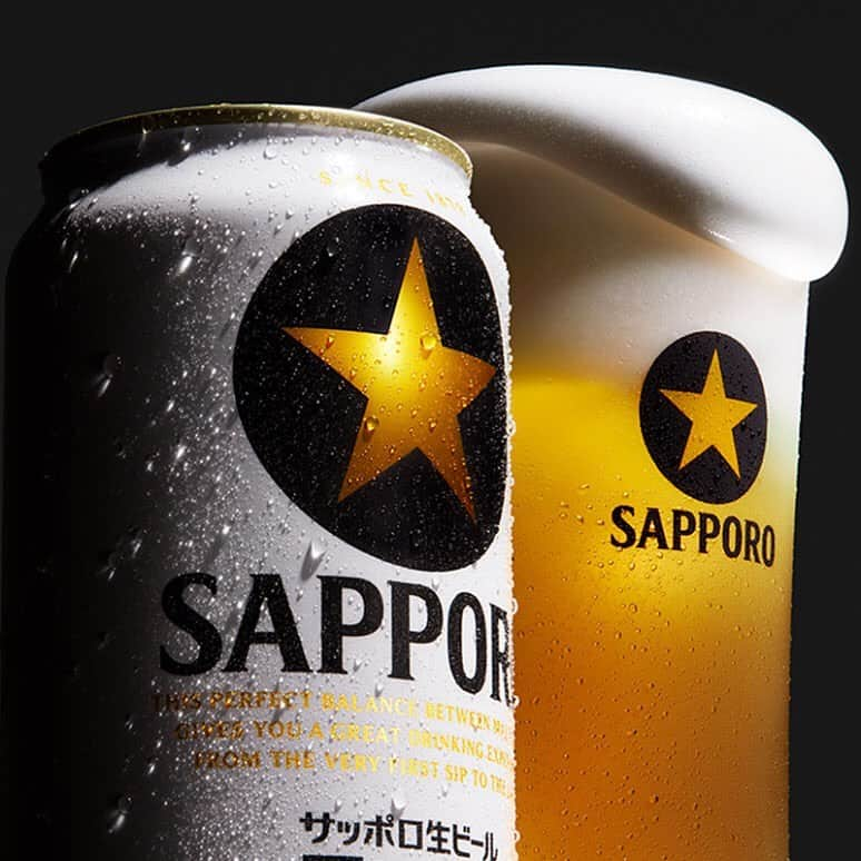 サッポロビールさんのインスタグラム写真 - (サッポロビールInstagram)「☆ ﻿ お中元やサマーギフトの準備は済みましたか？☀️🎗  ﻿ 日頃の感謝の気持ちを込めて、 お世話になった方々へプレゼントを贈ること、 それがお中元・サマーギフトです🎁 ﻿ ﻿ ぜひ素敵なプレゼントを贈ってみてはいかがでしょうか💐 ﻿ ﻿ ＝＝＝＝＝＝＝＝＝＝＝＝＝＝ ﻿ ﻿ 今回は大切な方へ感謝の気持ちを届けるために、 3つのお中元セットをご紹介します📣  ﻿ ■ヱビスビールセット🍺 ﻿ 130年の感謝を込め、ちょっと縁起のいい 「ラッキーヱビス」が入っています🐟🎣 ラッキーヱビスとは、通常は瓶ラベルにしか存在せず、 数百本に1本しか出会えない、鯛が2匹の恵比寿様😳 ご愛飲の感謝を込めて、今回は特別に缶でお届けします✨ ﻿ ※各セットに数本入っています。 ﻿  ﻿ ■ヱビスアソートセット🍺 ﻿ お中元ギフト限定「ヱビス＜ザ・ホップ＞や 限定醸造「ヱビス 吟醸」など、 ヱビスならではの多様な味わいを お楽しみいただけます🥳 ﻿  ■サッポロセット🍺 ﻿ 麦のうまみと爽やかな後味のベストバランスを お楽しみいただけるサッポロ生ビール黒ラベル★ さらに、新潟限定の風味爽快ニシテや北海道限定の サッポロクラシックのギフトセットもご用意しています🏅 ﻿  ﻿ 〜豆知識〜 ﻿ お中元は、毎年恒例なのが基本。 一方で、堅苦しく考えずカジュアルに プレゼントするのがサマーギフトです📝 ﻿  ﻿ サマーギフトは、家族や親せき、友人、 仕事関係者はもちろん、帰省時の手土産や、 時に自分へのプレゼントでもOKです🙆‍♂️ ﻿  ﻿ 時期も細かく考える必要はありません。 ﻿ ﻿ ただ、相手の好みや家族の状況などを 察することは必要ですね。 ﻿  ﻿ 早速、お中元・サマーギフトを用意して お世話になっているあの人に、 感謝の気持ちを届けましょう🏵 ﻿ ﻿ ＝＝＝＝＝＝＝＝＝＝＝＝＝＝ ﻿ _ ﻿ #ヱビス ﻿ _ ﻿ #ヱビス #YEBISU #ヱビスビール #金のやつ #金のコク #黒ラベル #サッポロ生ビール黒ラベル #生ビール #御中元 #ラッキーヱビス #ギフト #ギフトBOX #初夏#ソーシャルディスタンス #おうち居酒屋 #家飲み #おうち飲み #おうち時間 #プレゼント #晩酌#晩ごはん #一人飲み #ビール好き #お中元 #サマーギフト #乾杯 ﻿ _ ﻿ #サッポロ #サッポロビール #sapporobeer #乾杯をもっとおいしく」7月3日 14時10分 - sapporobeer.jp