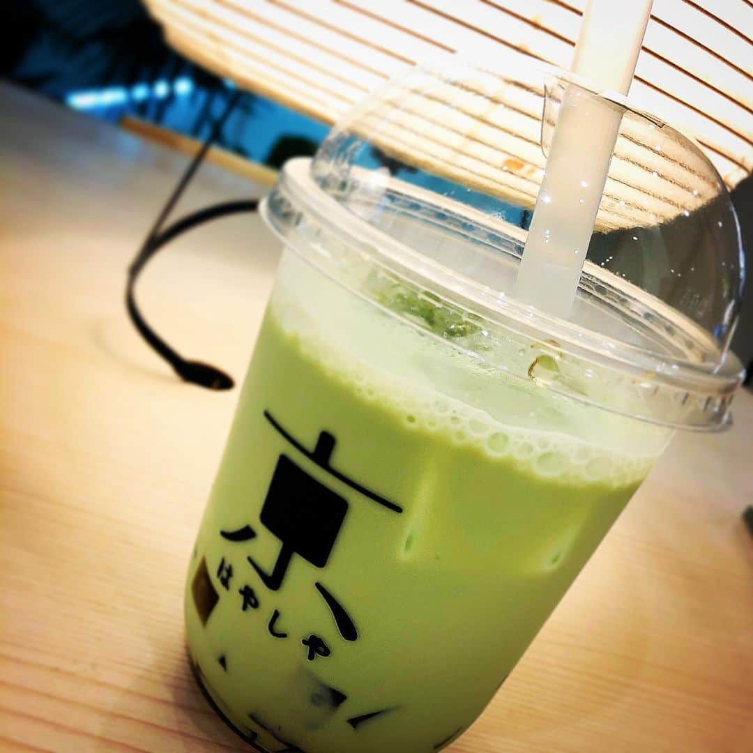 リンさんのインスタグラム写真 - (リンInstagram)「💚 #和ピオカ #抹茶ミルク #抹茶わらび餅  #京はやしや #美味」7月3日 14時39分 - lynn.06.01