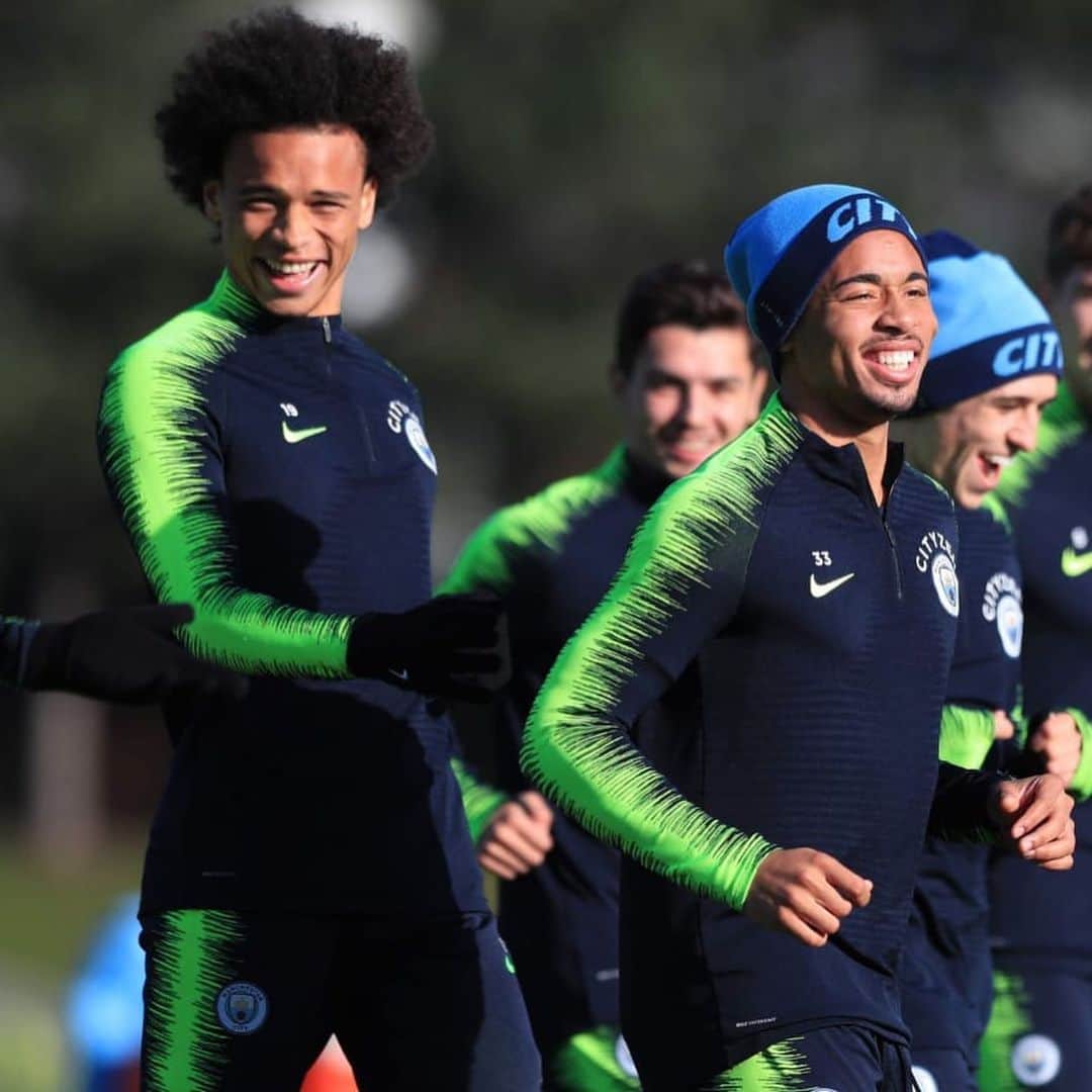 ガブリエル・ジェズスさんのインスタグラム写真 - (ガブリエル・ジェズスInstagram)「All the best in your new challenge, bro! We're gonna miss you. Good luck! @leroysane19 #19」7月4日 1時49分 - dejesusoficial