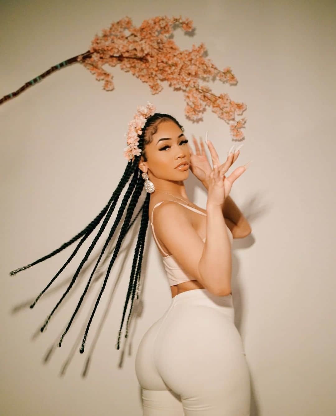 サウンドクラウドのインスタグラム：「HAPPY BIRTHDAY TO SAWEETIE!⁠ ⁠ Pretty B*tch Freestyle. 💅🏽⁠ ⁠ Tap in @ link in bio.」