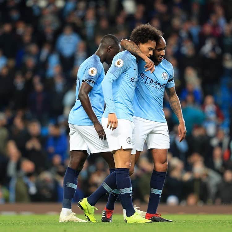 ファビアン・デルフのインスタグラム：「Wishing you and your family nothing but the best ❤️, the sky’s the limit my brother!! keep shining 👊🏾 @leroysane19」
