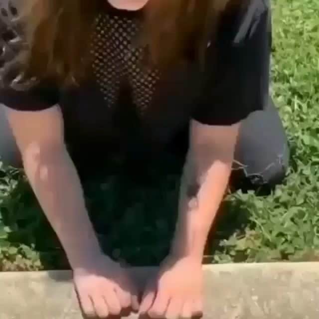のインスタグラム：「Brook ass motheefucker😂😂  #funny#fun#lmfao#lmao#meme#memes#followback#me#wtf#wdym#omg#omfg#lol#ha#haha#wtfmoment#comedy#wacky#watchit#slapstickcomedy#hilarious  #joke#jokes#joking#tweeting#oml #omd#funnypictures#crazy#silly  Share to your friends📤 Tell them to add me for a shoutout  My videos are for entertainment purposes only if you don't like what I post DM for a post removal   😂🤣Don't forget to wash your hands you detty pig😂」
