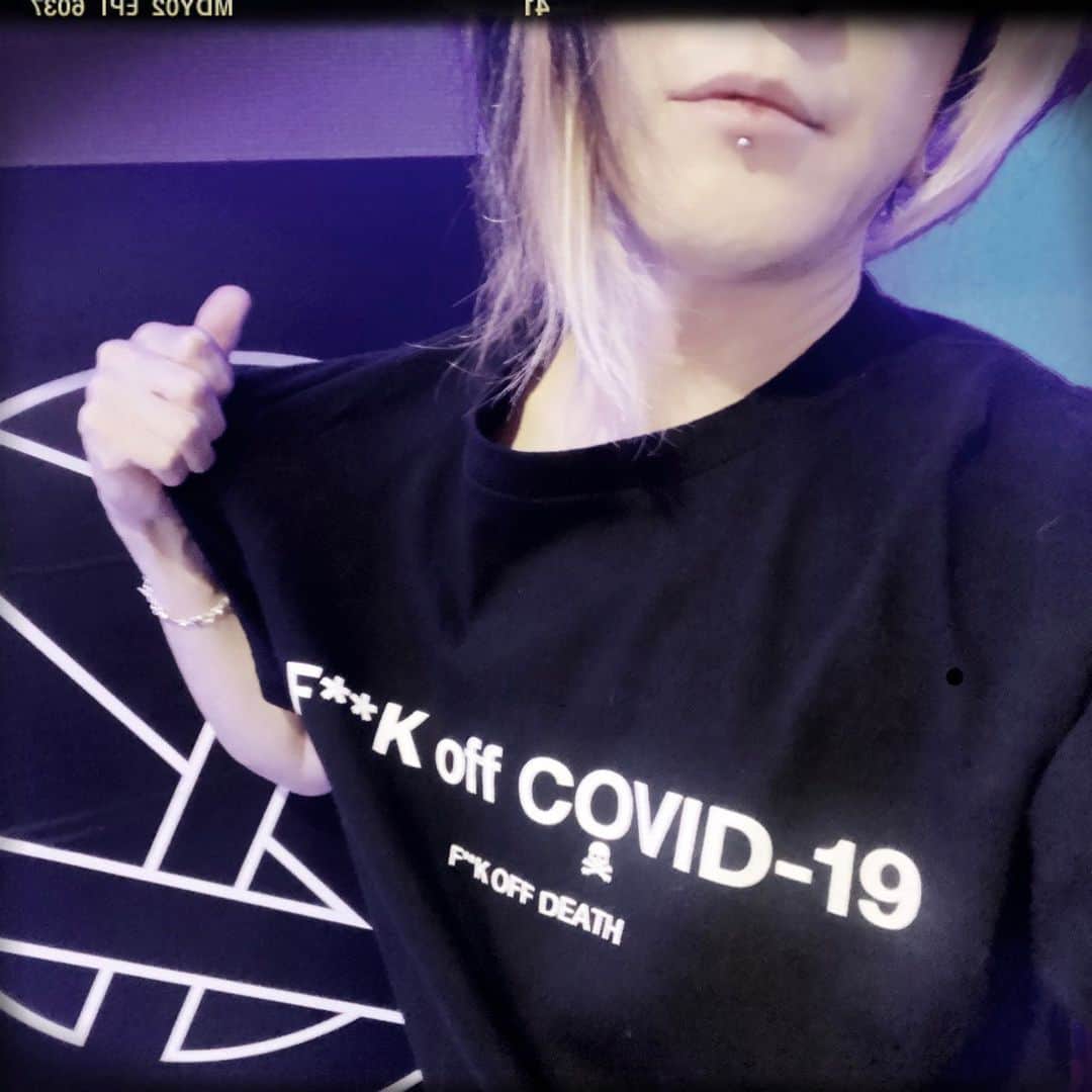 HISASHIのインスタグラム：「#blackhoneychilicookie #fxxkoff #covid19」
