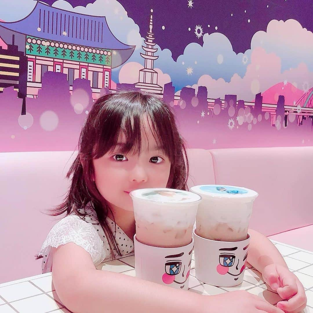 YUAさんのインスタグラム写真 - (YUAInstagram)「💖 早くオッパに会いたい〜 …ゆあです  #yua #kidsmodel #なむちにカフェ #japan #데일리그램 #일상 #패션스타그램 #얼스타그램 #육아스타그램 #오오티디 #뷰티스타그램 #남주혁」7月3日 17時14分 - yuagram89