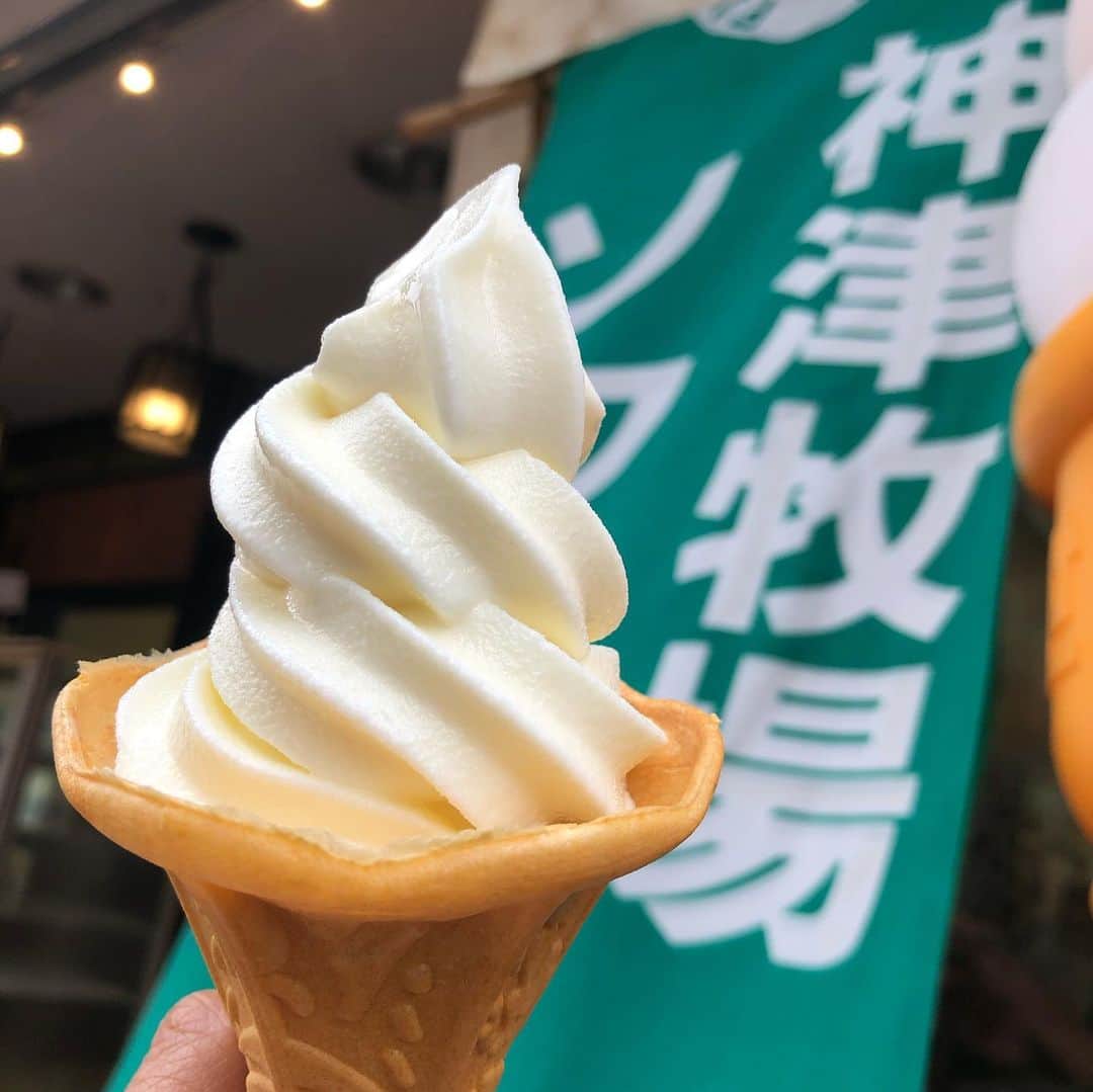 山本華世さんのインスタグラム写真 - (山本華世Instagram)「今日はソフトクリームの日だったそうです #ソフトクリーム #ソフトクリームの日  #ソフトクリーム好きな人と繋がりたい」7月3日 17時20分 - kayo_092
