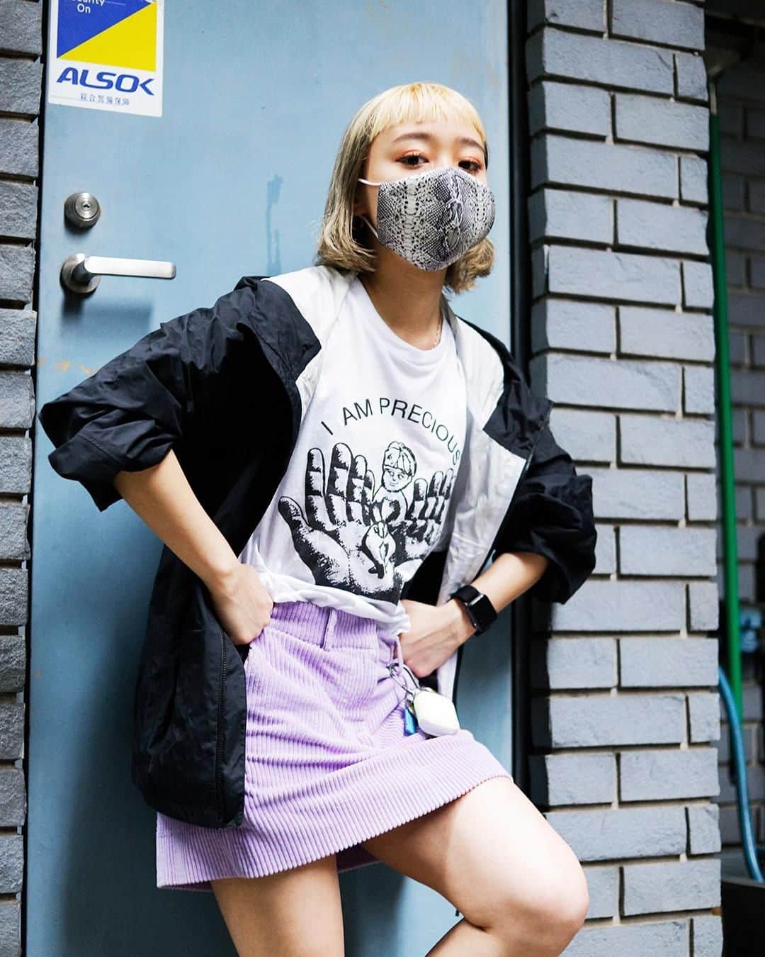 Droptokyoさんのインスタグラム写真 - (DroptokyoInstagram)「TOKYO STREET STYLE⁣ Name: @risako_1993⁣ Occupation: Shop Manager⁣ Jacket: #NIKEACG⁣ Top: #ASHLEYWILLIAMS⁣ Skirt: #ASHLEYWILLIAMS⁣ Shoes: #NIKEACG⁣ Mask: #GVGV⁣ #streetstyle#droptokyo#tokyo#japan#streetscene#streetfashion#streetwear#streetculture#fashion#ストリートファッション#fashion#コーディネート#tokyofashion#japanfashion⁣ Photography: @yuri_horie_」7月3日 18時00分 - drop_tokyo