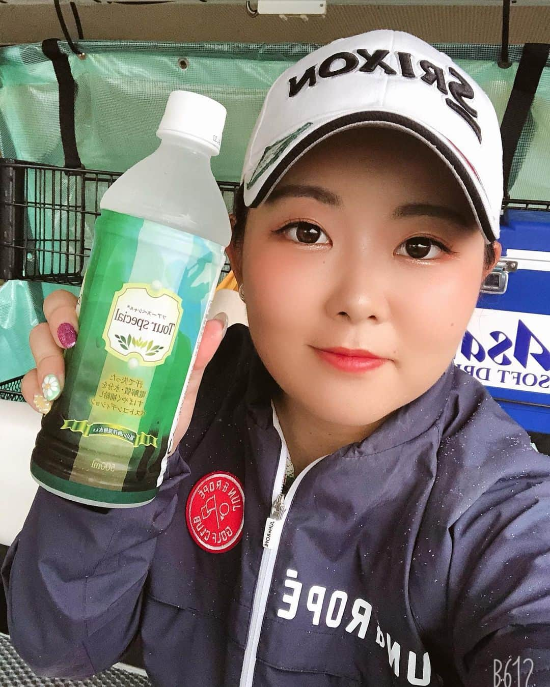 淺井咲希さんのインスタグラム写真 - (淺井咲希Instagram)「私が最近ゴルフの時に飲んでるドリンク！ 「ゴルファーのためにつくられた水」⛳️⛳️  富山の水でつくられていて、 汗で失った電解質・水分をすばやく補給してくれます！！  是非みなさん飲んでみてください！ 写真反対でごめんなさーい😅  #Tourspecial#ツアースペシャル」7月3日 18時01分 - asaisakidesu