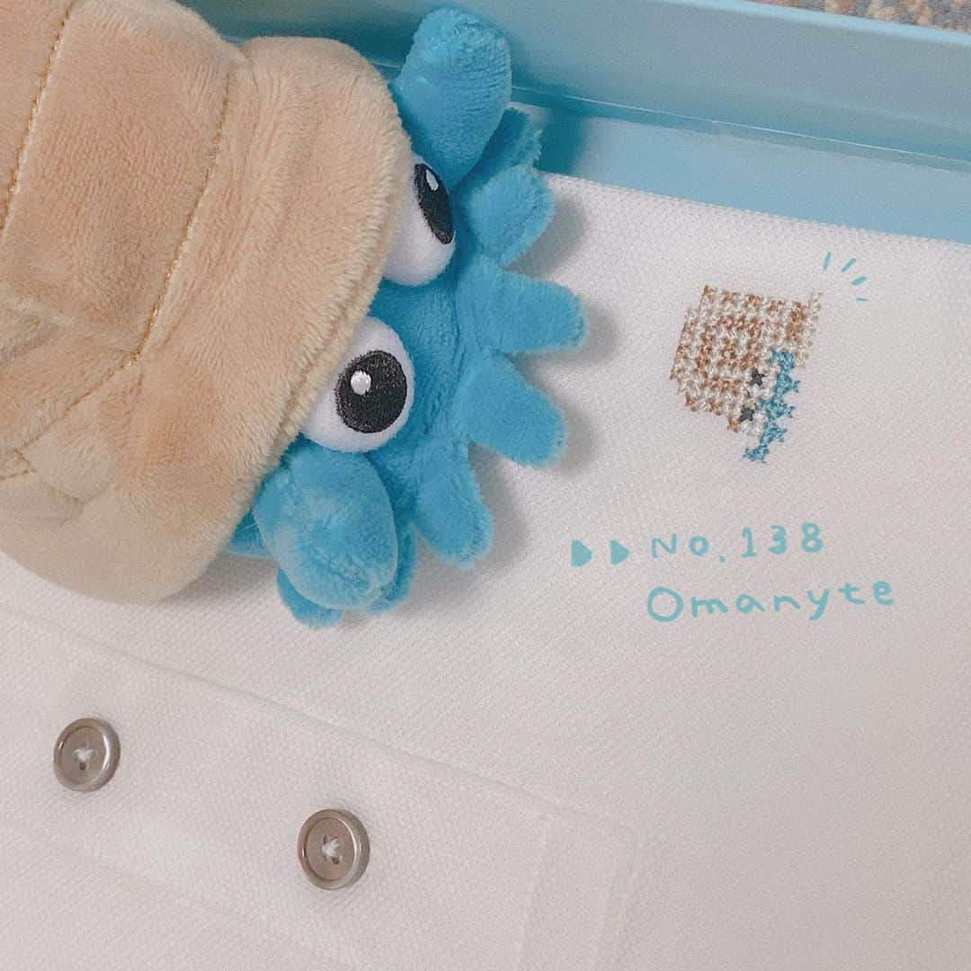 パ@小豆さんのインスタグラム写真 - (パ@小豆Instagram)「👕🚰🛁♡﻿ ﻿ ﻿ ﻿ ﻿ ﻿ ﻿ ﻿ ﻿ #オーダーしてた  #ポケモンシャツ #届いてた #嬉しい #オムナイト #刺繍 #可愛くない ？ #ボタンとか #襟も #自分でカスタマイズできるんだよ #ポロシャツだから #カジュアルに #スカートとかパンツに #合わせて着る #たのしみ ☺️」7月3日 18時31分 - pkpk_azs