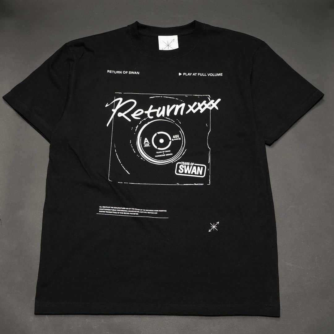 のインスタグラム：「TEARS OF SWAN×HANDSOME DESIGN-RETURN T SHIRTSになります!! 大阪 POP UP SHOP店頭、official webshopでも販売中ですので宜しくお願い致します(^^)👕📀💻   http://tears-of-swan.shop-pro.jp/?pid=151886112 (webshopでのオーダー分の発送は7月中旬〜下旬になります) ※プロフィール下のURLからofficial websiteがご覧頂けます  @tears_of_swan  #tearsofswan  @handsomede  #handsomedesign #return #tshirts  #tシャツ」