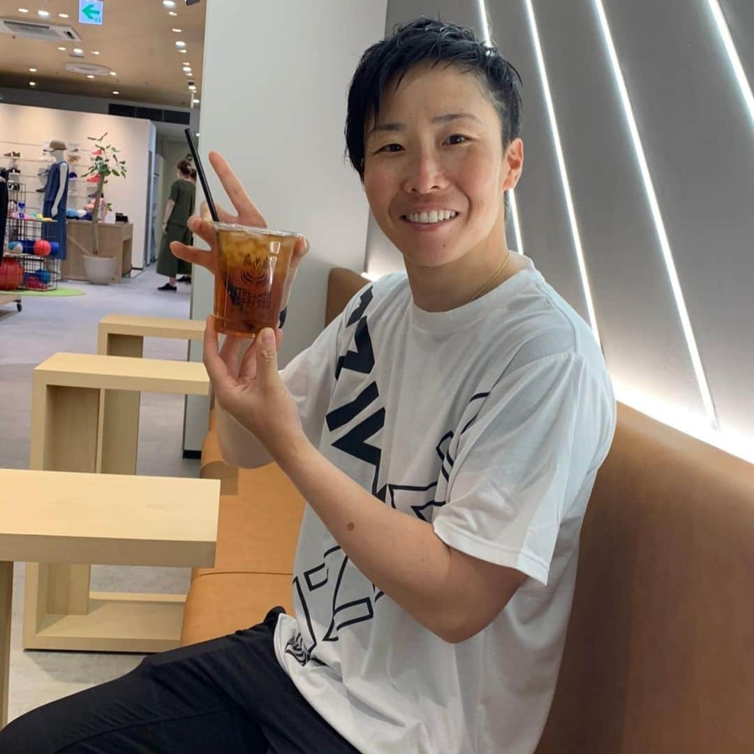 山田恵里さんのインスタグラム写真 - (山田恵里Instagram)「#MIZUNOTOKYO #SKYMEDAL #WAVESHADOW  #STREAMERESPRESSO #ミズノマウスカバー」7月3日 18時44分 - eriyamada19