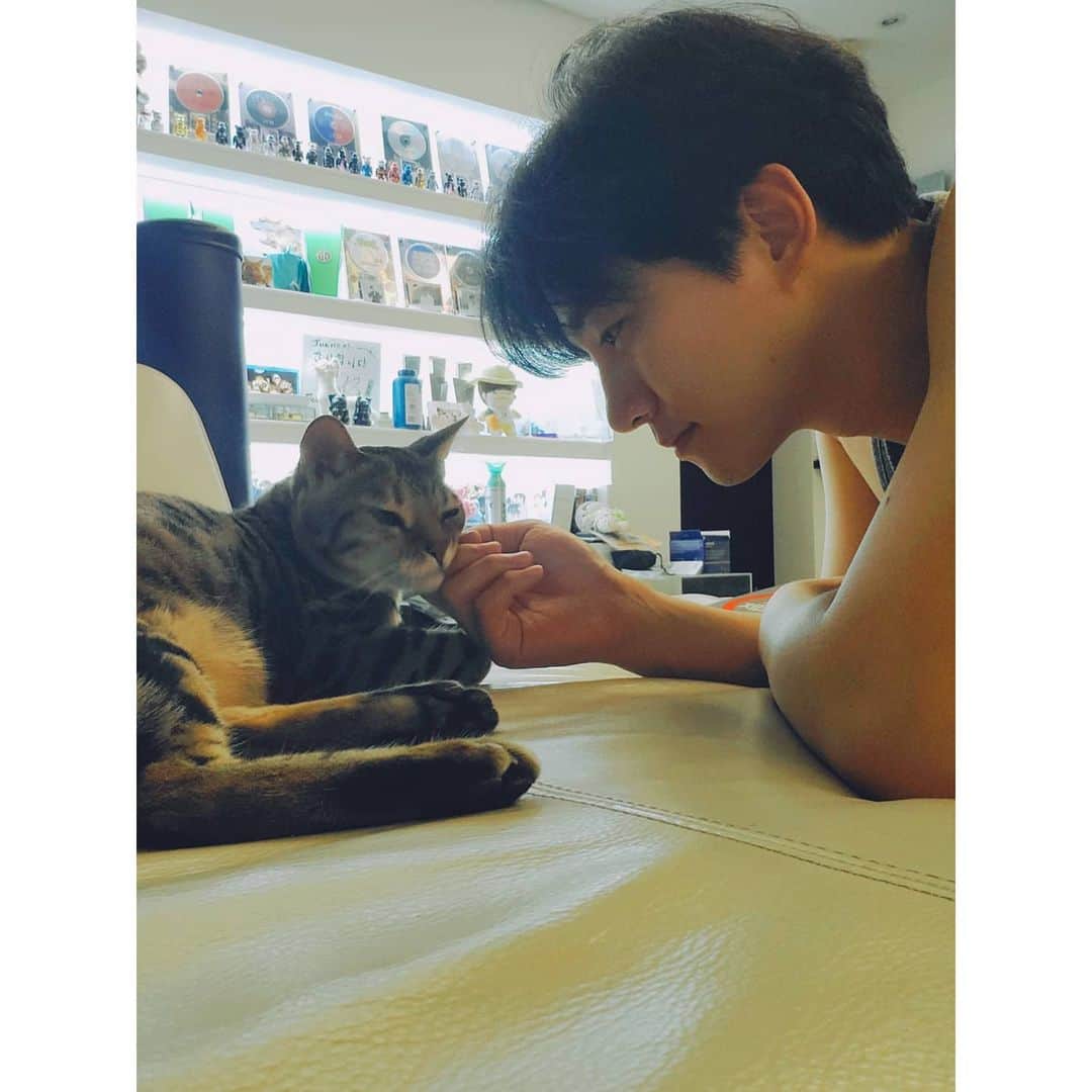 ジュノ のインスタグラム：「labulabu」