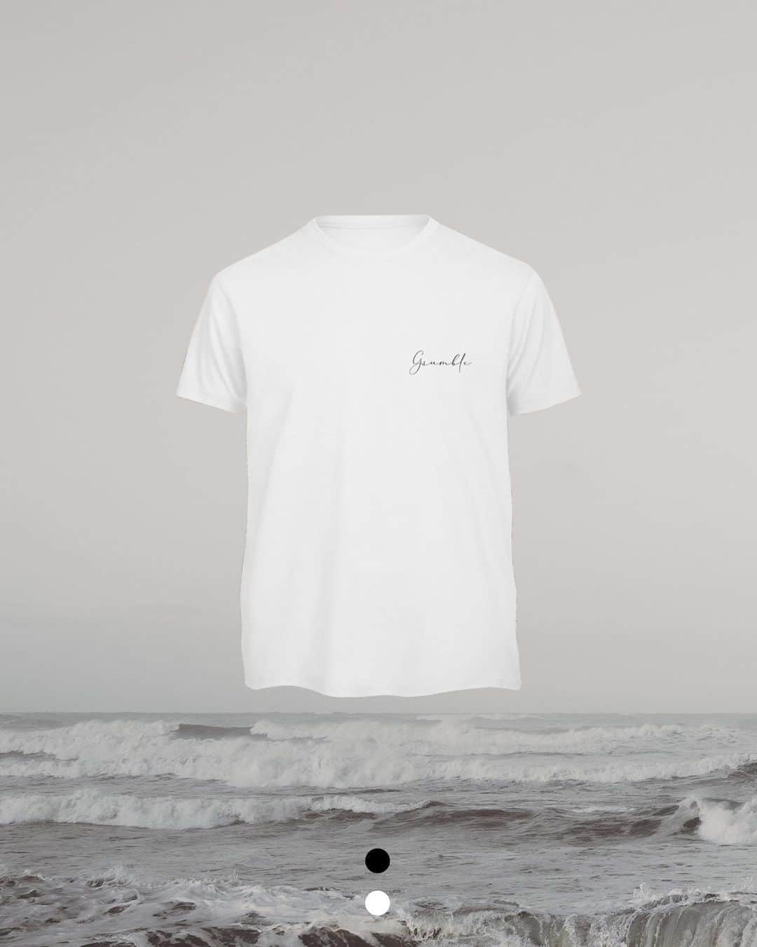 エレオノーラ・カリシのインスタグラム：「Like the sea, despite the storm we decided to create, in collaboration with a small all-Italian reality @flora.embroidery a small capsule collection of earth positive t-shirts 100% cotton ... not to forget where we come from.   ⠀  If you are interested to be part of this feel free to DM me via Instagram or via info@grumblecreative.com; PRE ORDER your favorite or ask more informations.   ⠀  SHOP ONLINE  www.grumbleboutique.bigcartel.com Pre Order •  Stay Positive, your Grumble team.」