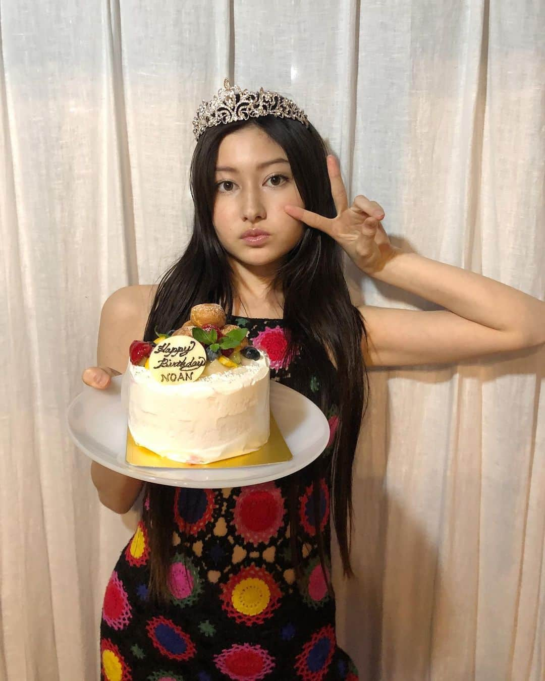 石丸乃晏のインスタグラム：「Thank you everyone for the wonderful birthday wishes 🥰沢山のお祝いメッセージありがとうございました💕👑」