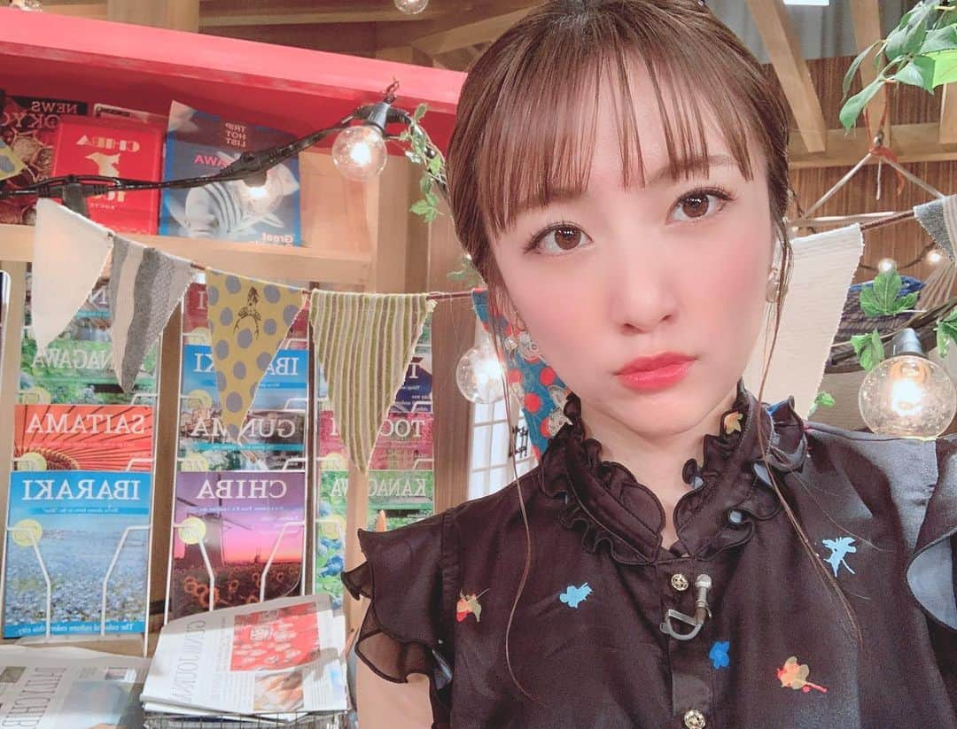 高橋みなみさんのインスタグラム写真 - (高橋みなみInstagram)「NHK総合 首都圏情報ネタドリ！見てくださった皆さんありがとうございました😊✨ 約3ヶ月にスタジオに戻ってきましたー！ 出演者同士のソーシャルディスタンスは保ちつつですが、久しぶりのスタジオ嬉しかった☺️  #首都圏情報ネタドリ  #nhk総合 #nhk #tv  衣装👗 ブラウス・スカート @loveless__official イヤリング  @irolier_official サンダル👠  @re_rz  #fashion」7月3日 20時30分 - taka37_chan