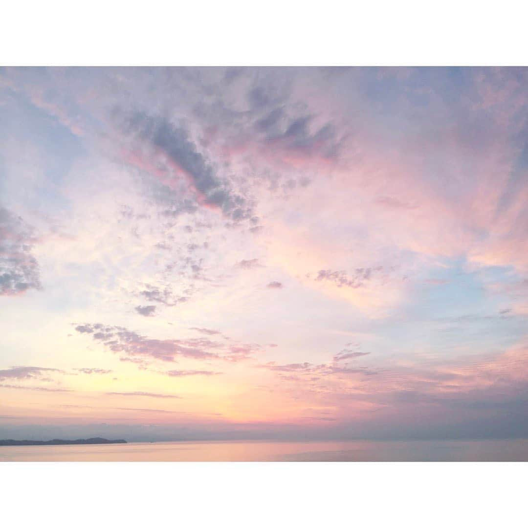 宮本笑里さんのインスタグラム写真 - (宮本笑里Instagram)「#calmdown #nature #sky #skylovers」7月3日 20時40分 - emirimiyamoto